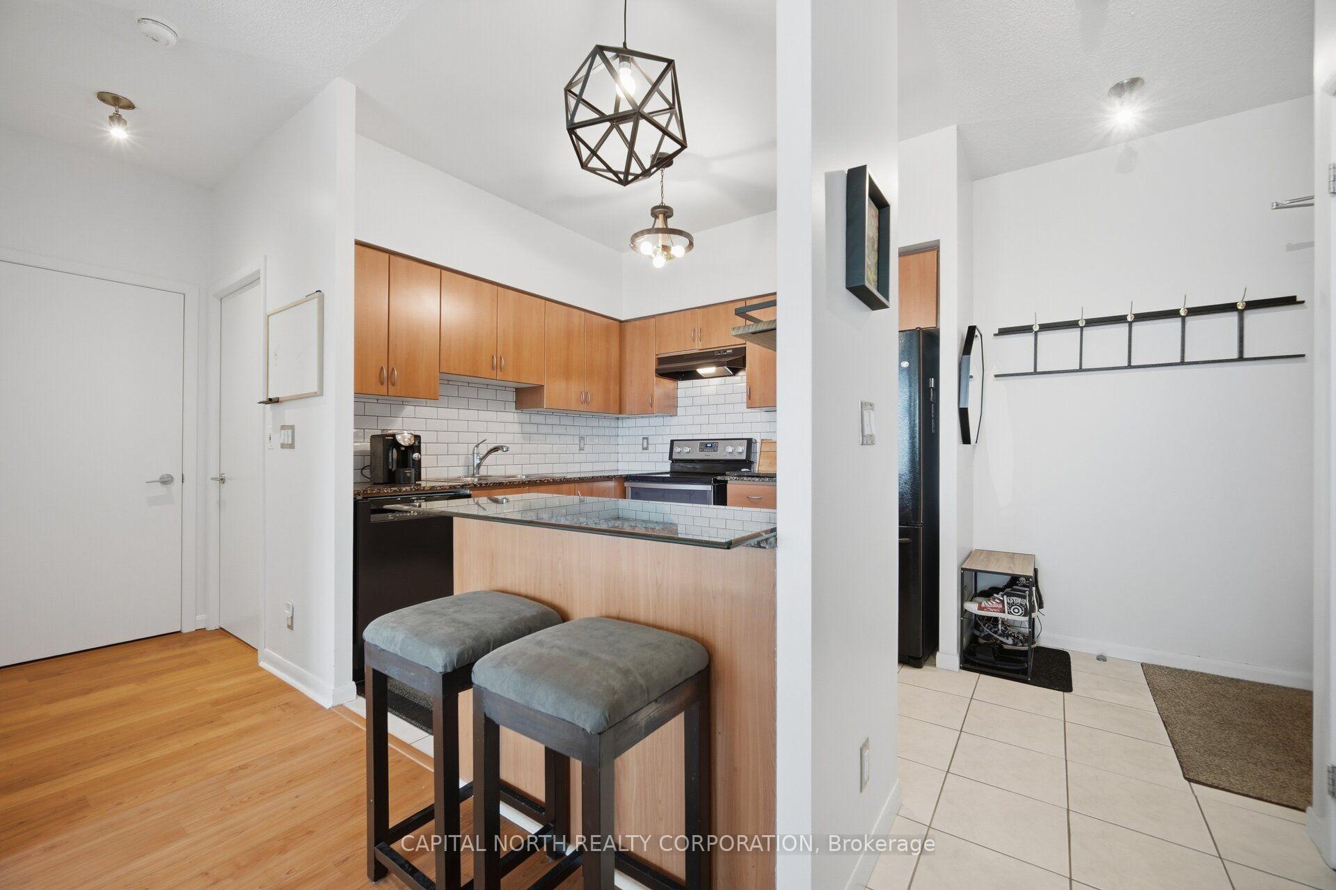 Photo 3 of Unit 2017, 185 Legion Road N, Etobicoke, Mimico — HOMEH