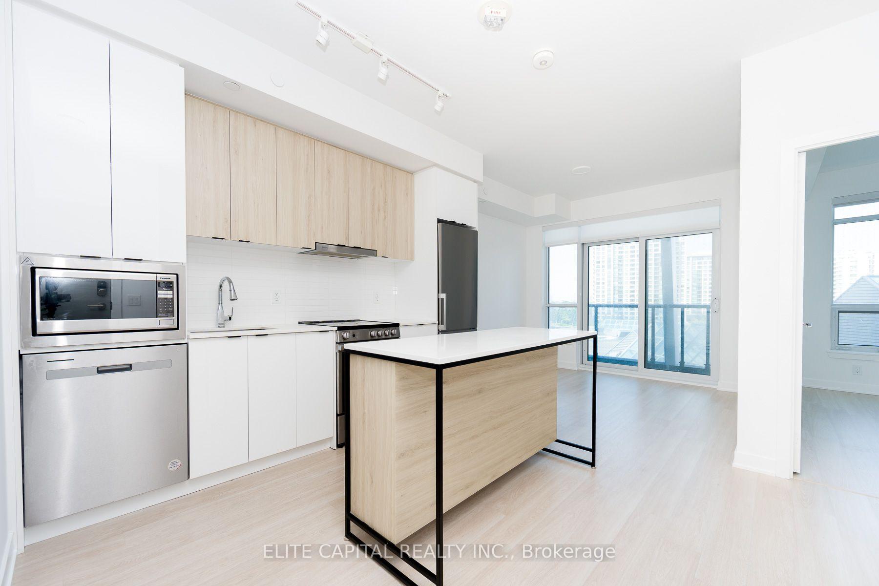 Photo 3 of Unit 428, 50 Upper Mall Way, Vaughan, Brownridge — HOMEH