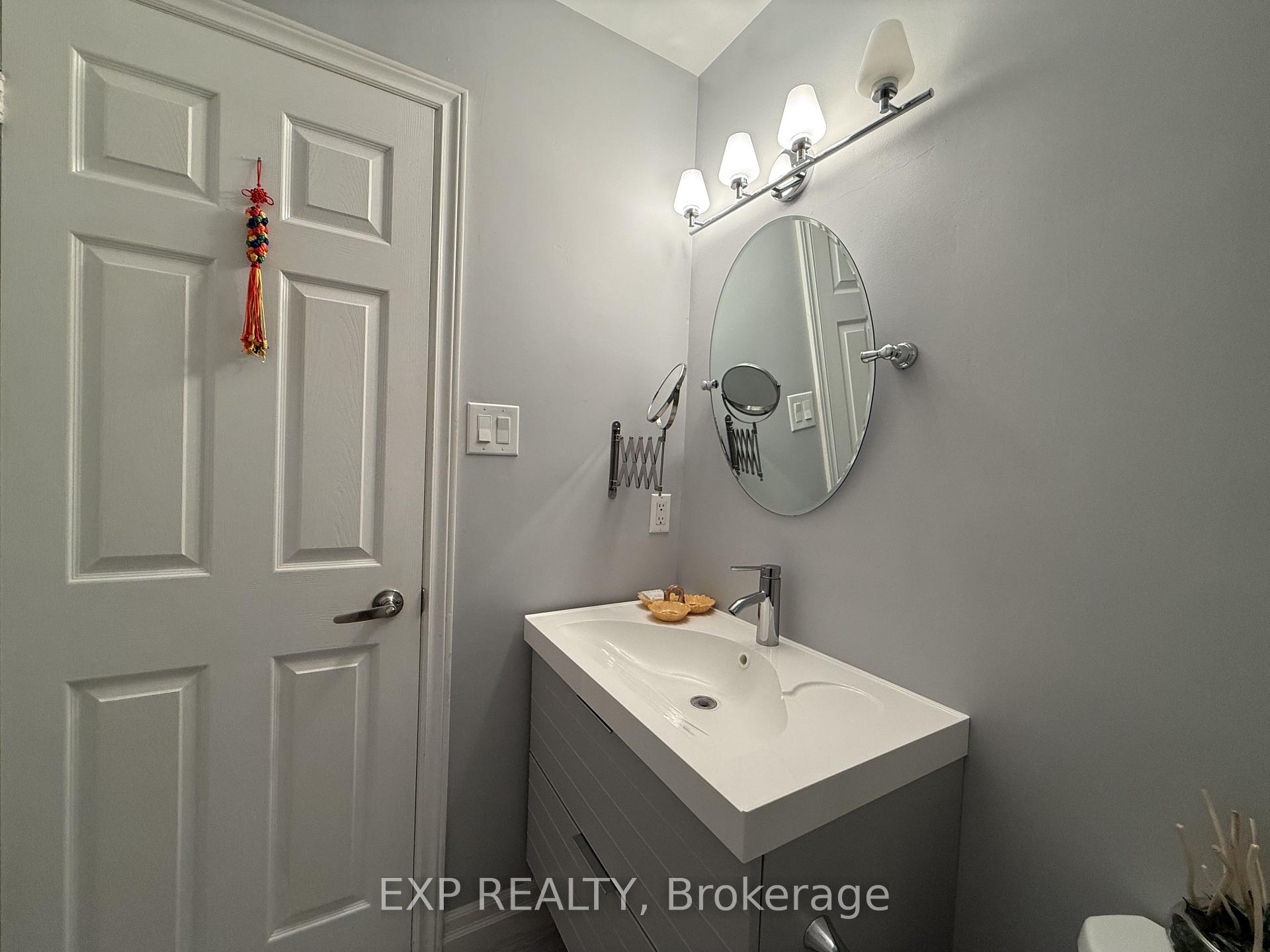 Photo 17 of 62 Wetherby Circle, Markham, German Mills — HOMEH