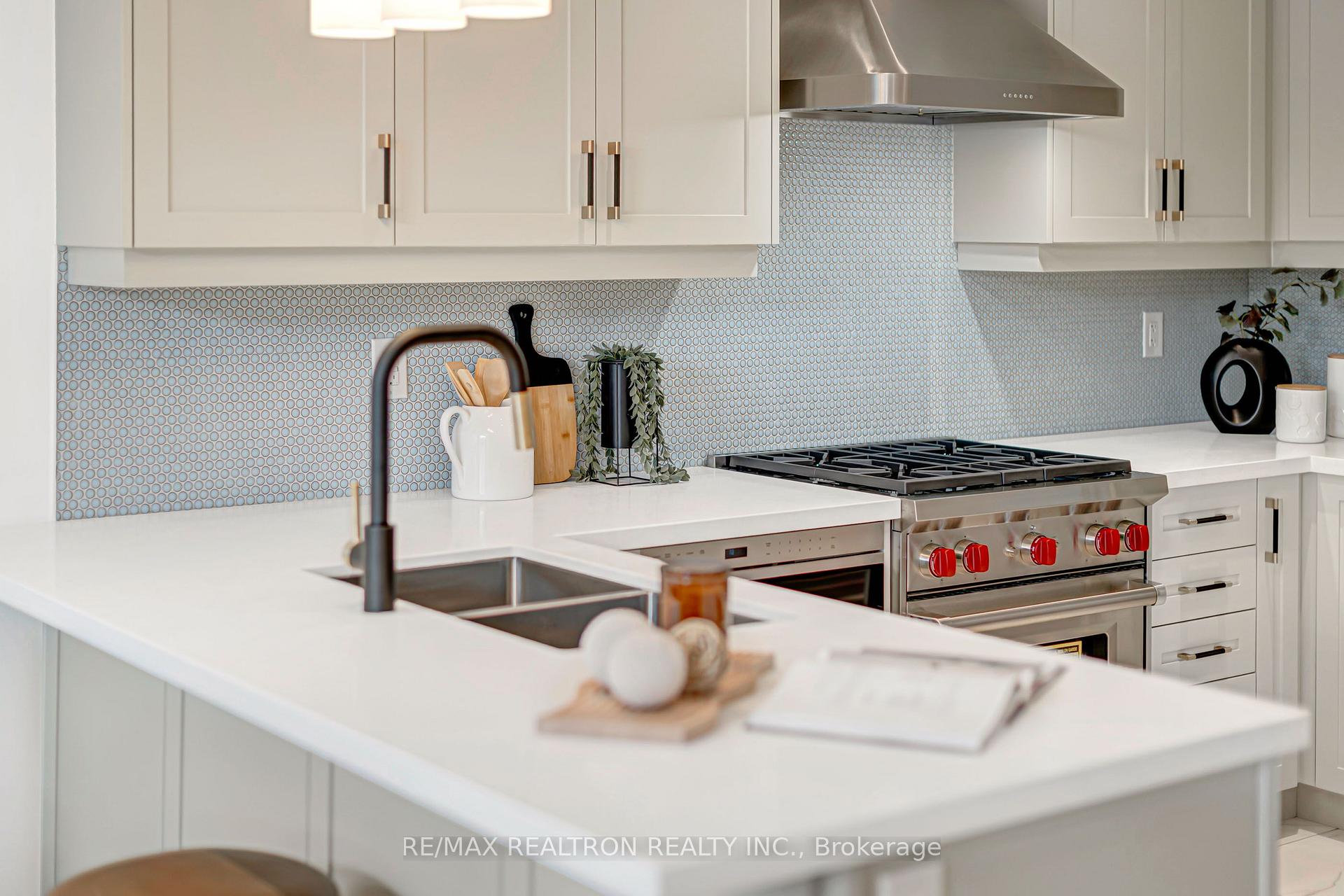 Photo 41 of 4249 Major Mackenzie Drive E, Markham, Angus Glen — HOMEH