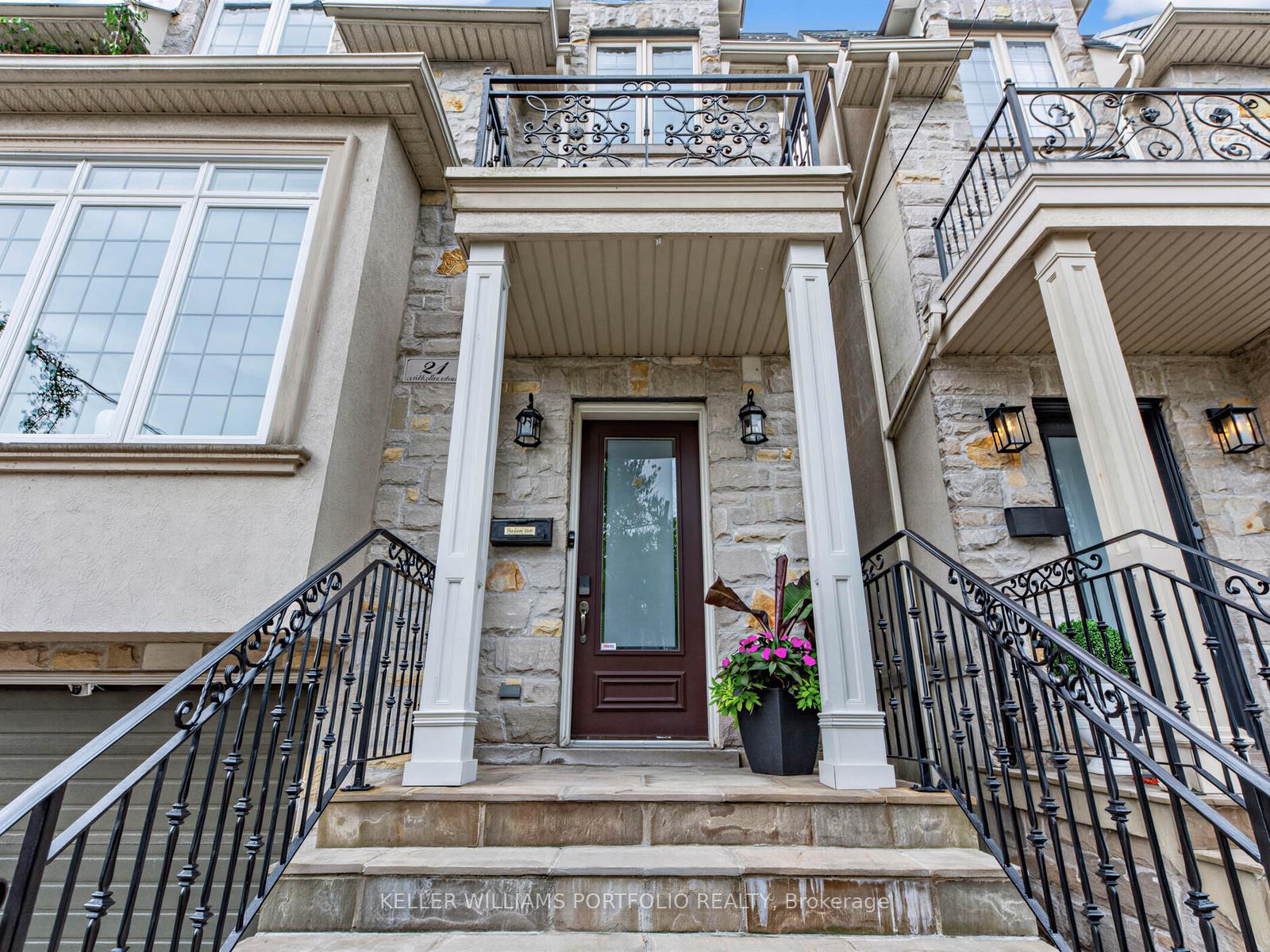 Photo 3 of 21 Albertus Avenue, Toronto, Lawrence Park South — HOMEH