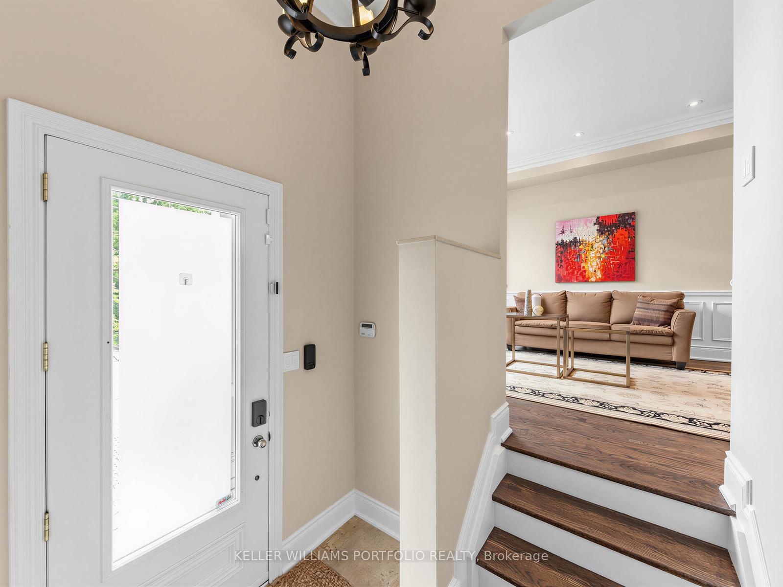 Photo 4 of 21 Albertus Avenue, Toronto, Lawrence Park South — HOMEH