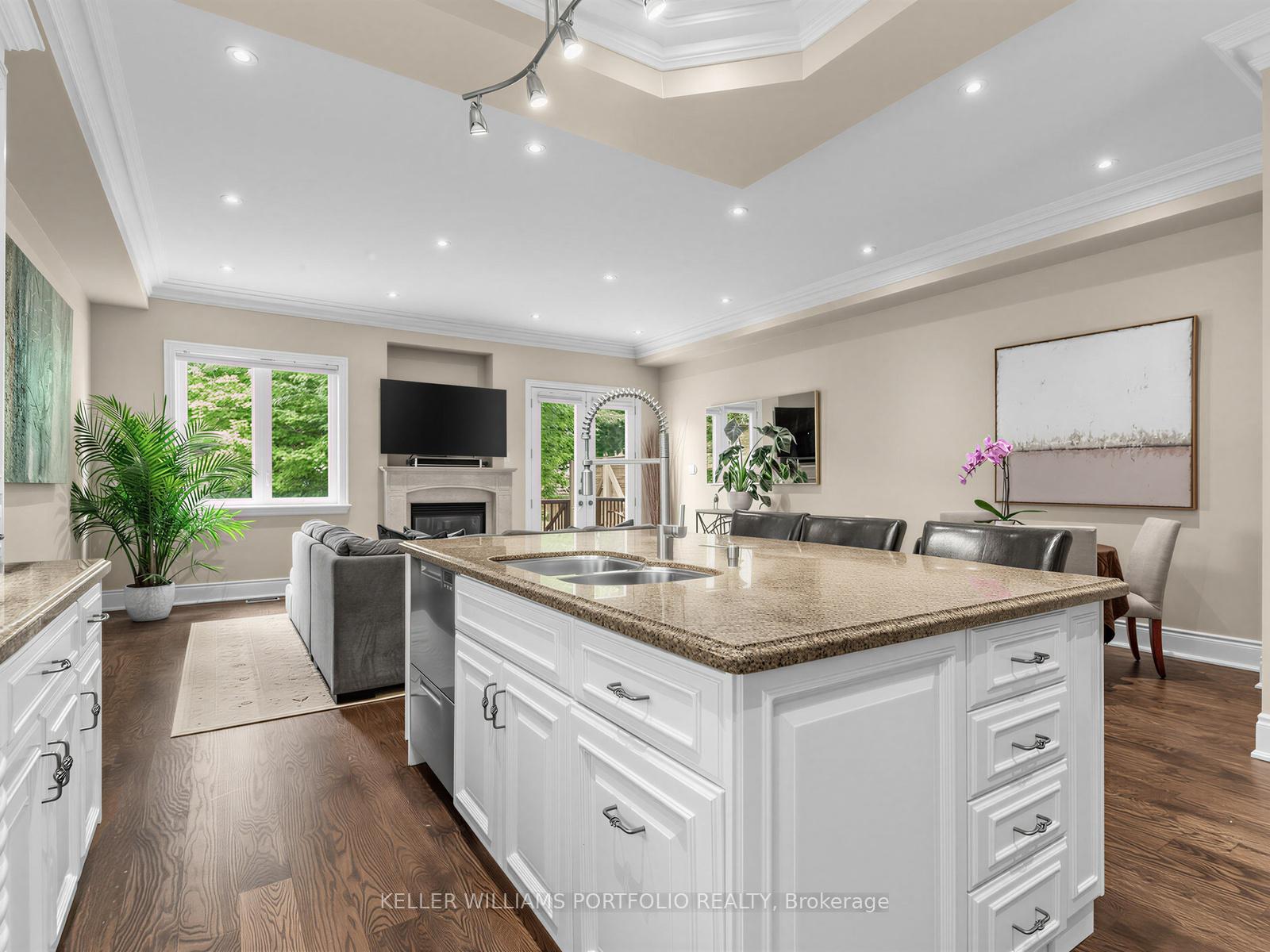 Photo 11 of 21 Albertus Avenue, Toronto, Lawrence Park South — HOMEH