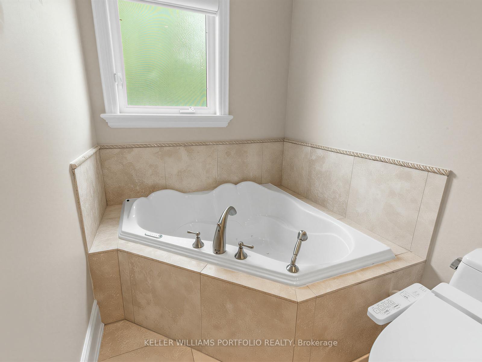 Photo 21 of 21 Albertus Avenue, Toronto, Lawrence Park South — HOMEH