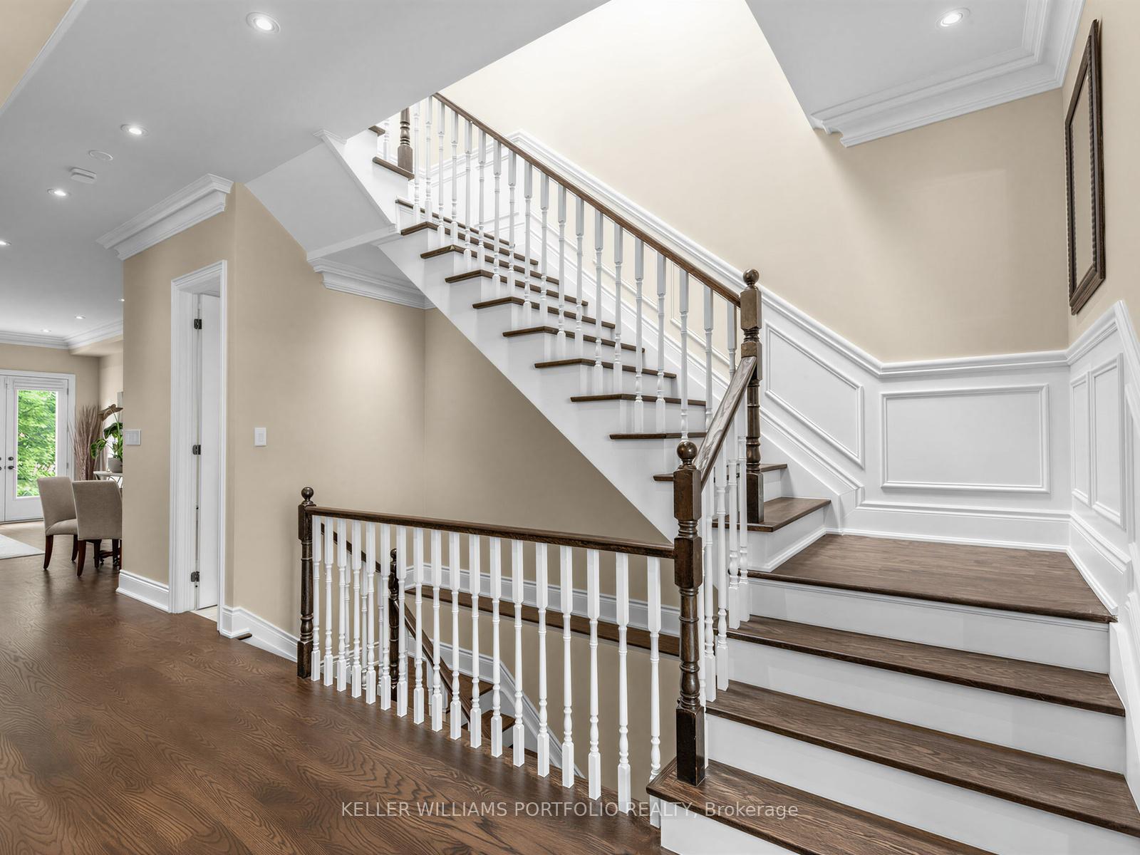 Photo 32 of 21 Albertus Avenue, Toronto, Lawrence Park South — HOMEH