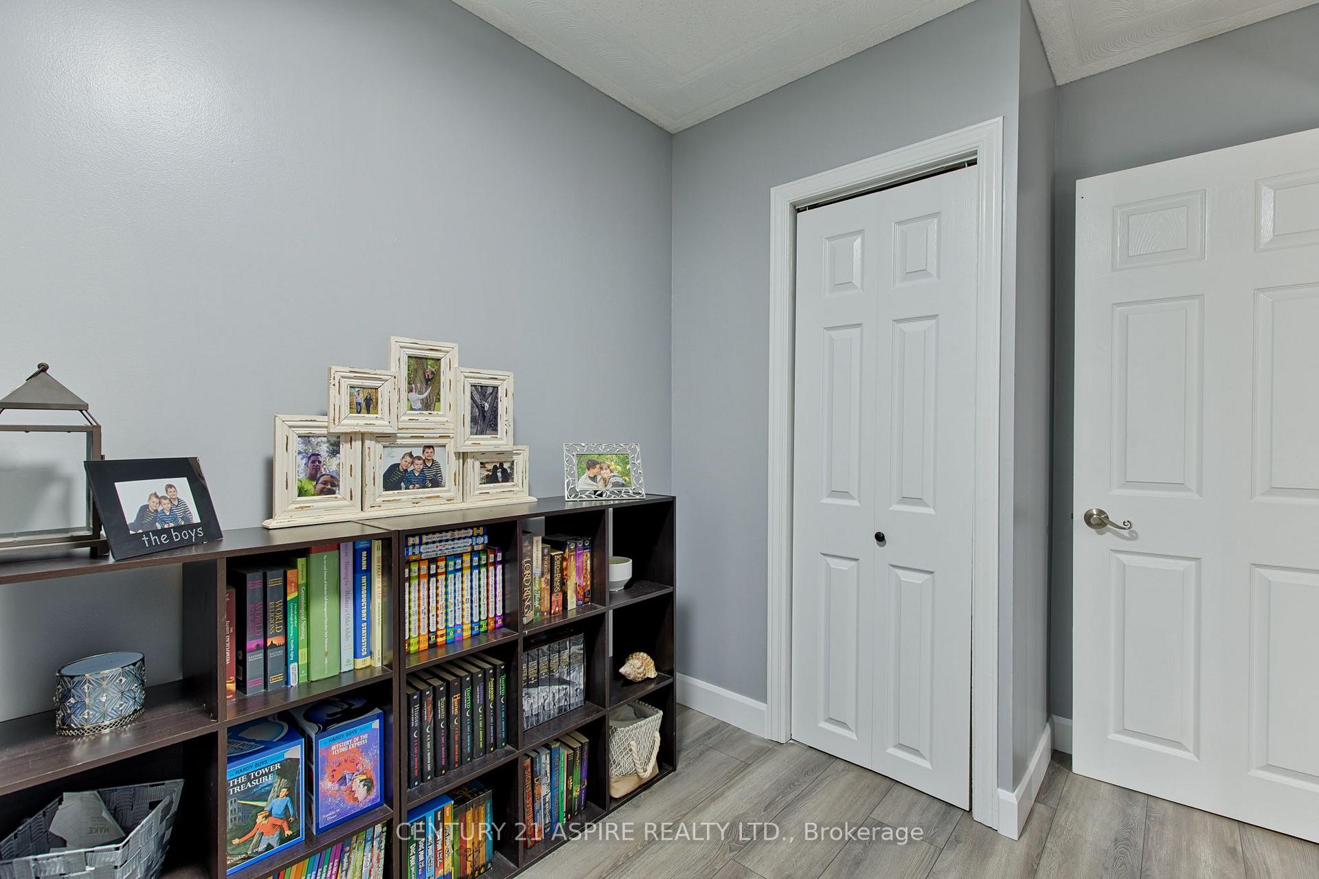Photo 14 of 106 Forest Lea Road, Laurentian Valley, Laurentian Valley — HOMEH