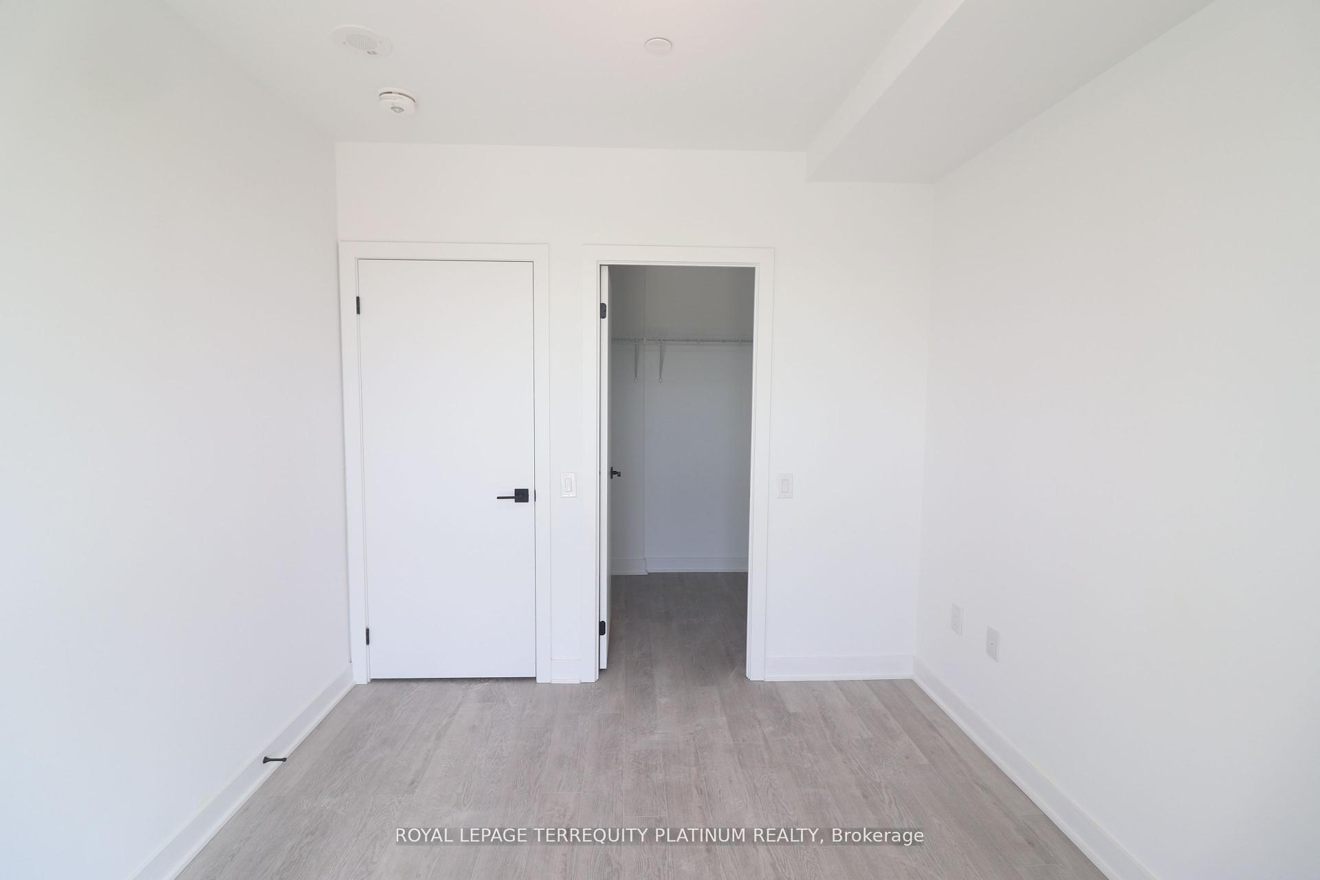 Photo 10 of Unit 111, 2782 Barton Street E, Hamilton, Riverdale — HOMEH