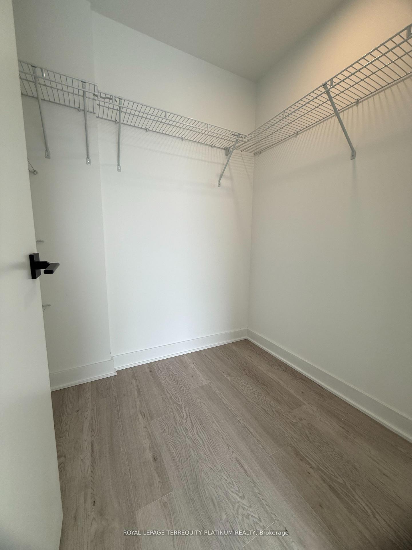Photo 13 of Unit 111, 2782 Barton Street E, Hamilton, Riverdale — HOMEH