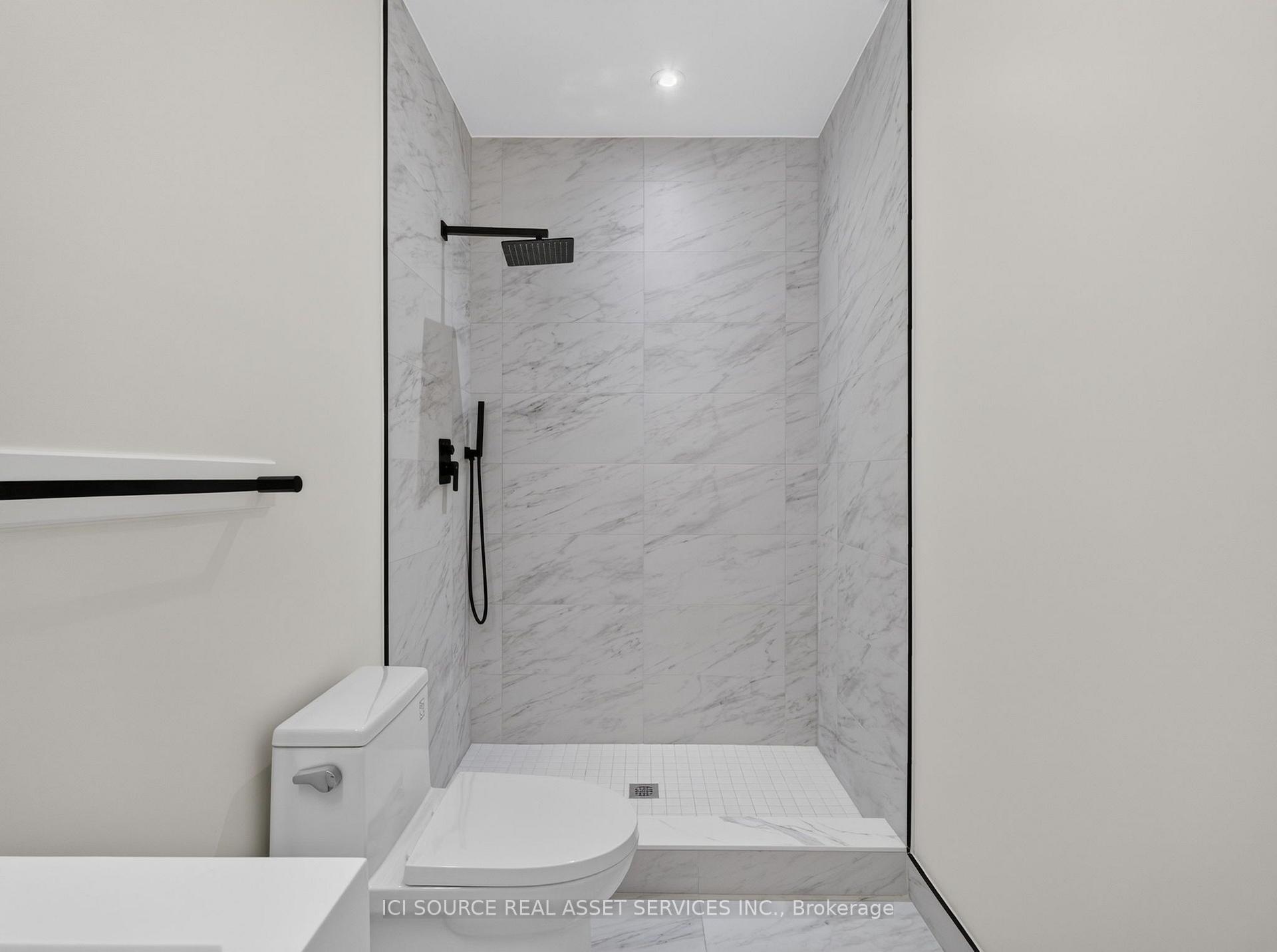 Photo 21 of Unit Unit 5, 28 Norcross Road, North York, Clanton Park — HOMEH