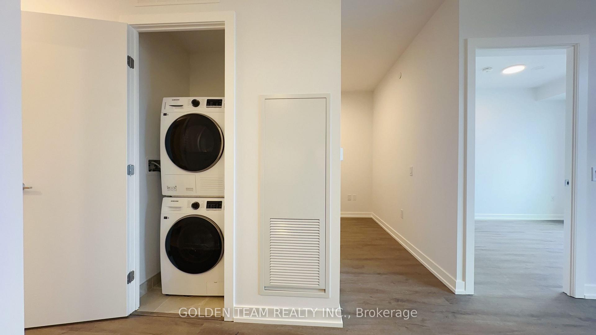 Photo 6 of Unit 2409, 21 Meadowdale Road, Vaughan, Concord — HOMEH