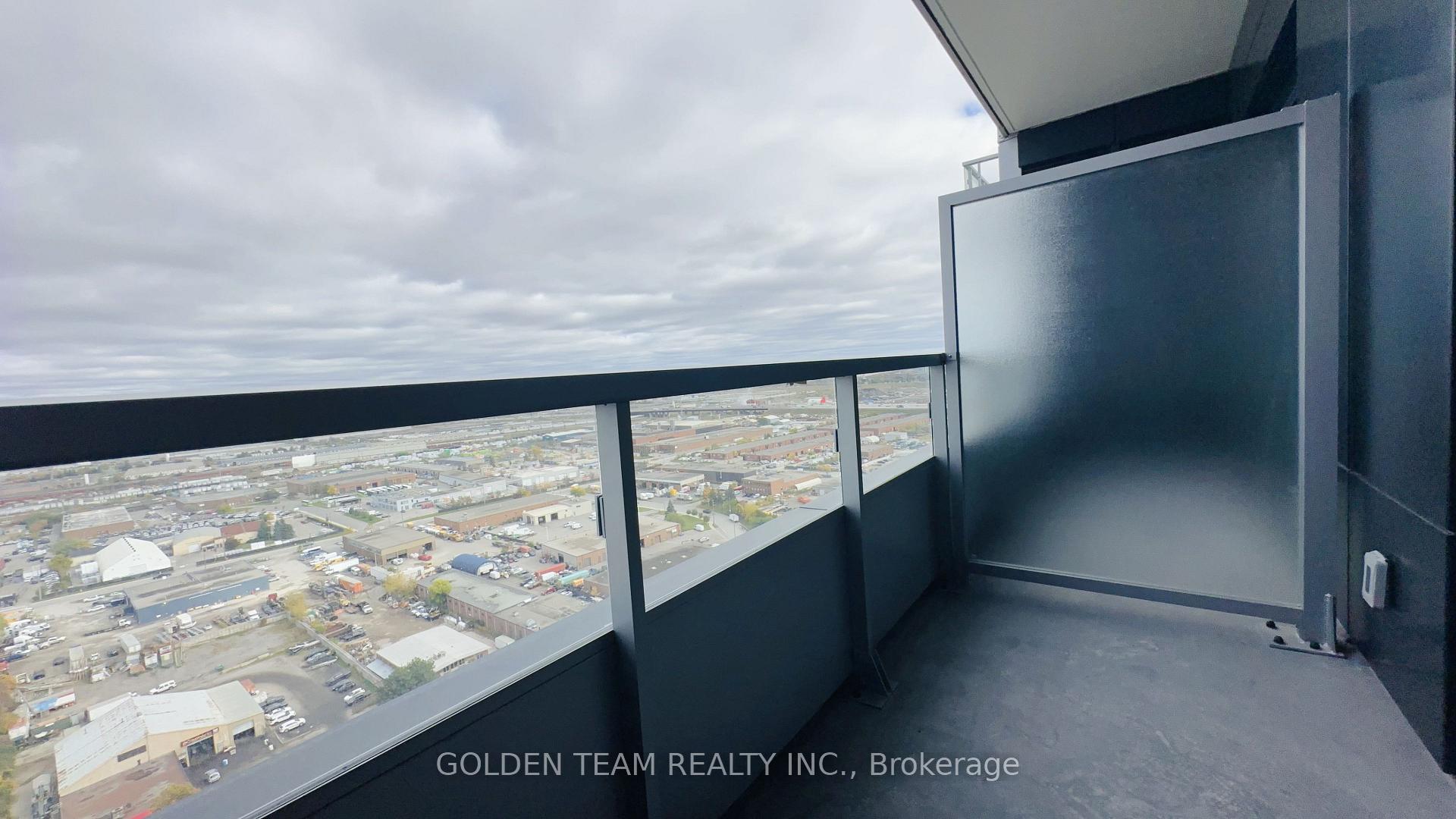 Photo 12 of Unit 2409, 21 Meadowdale Road, Vaughan, Concord — HOMEH