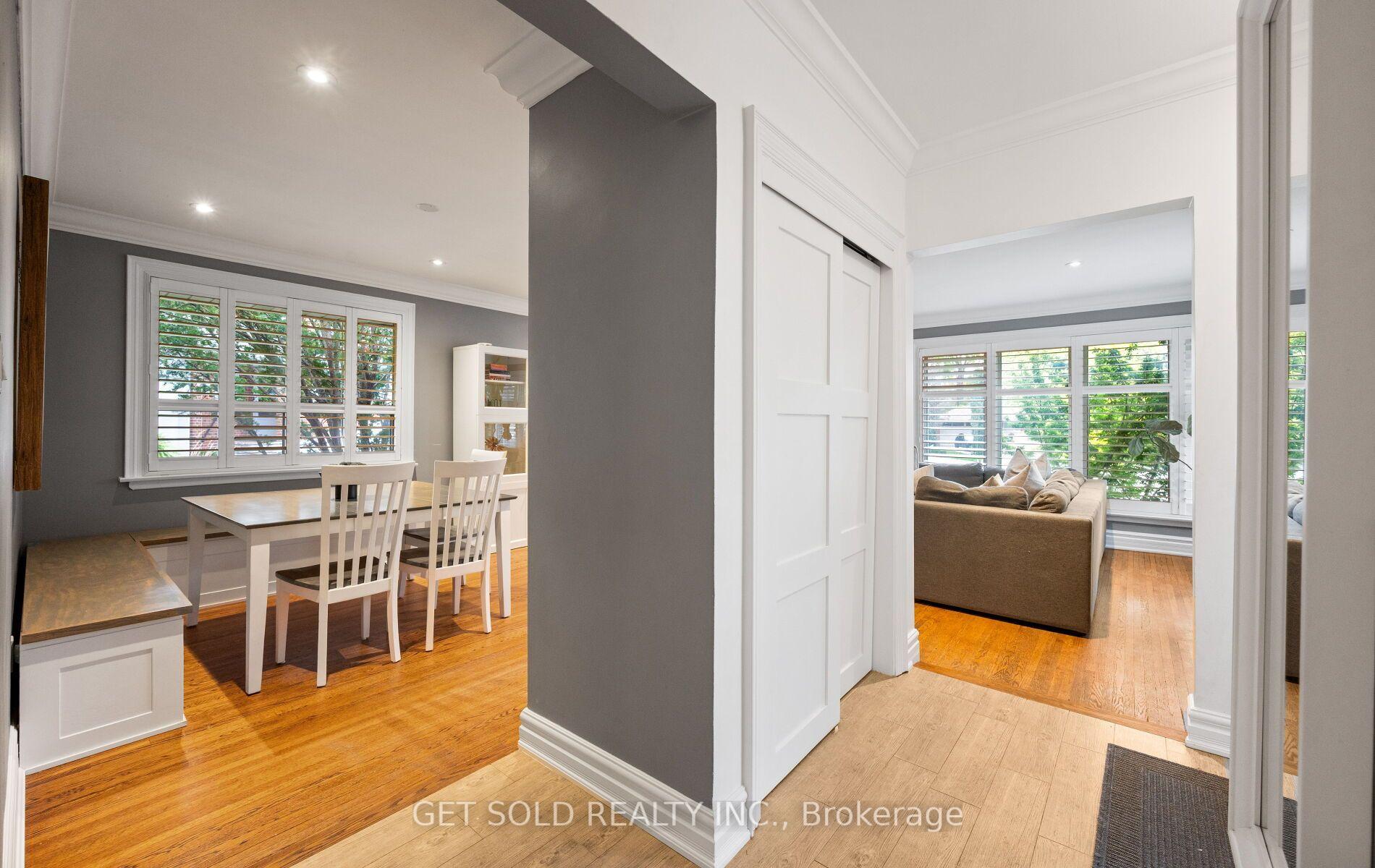 Photo 7 of 136 Prince George Drive, Etobicoke, Princess-Rosethorn — HOMEH