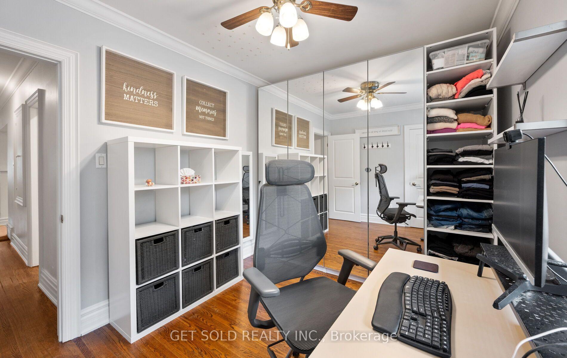 Photo 18 of 136 Prince George Drive, Etobicoke, Princess-Rosethorn — HOMEH