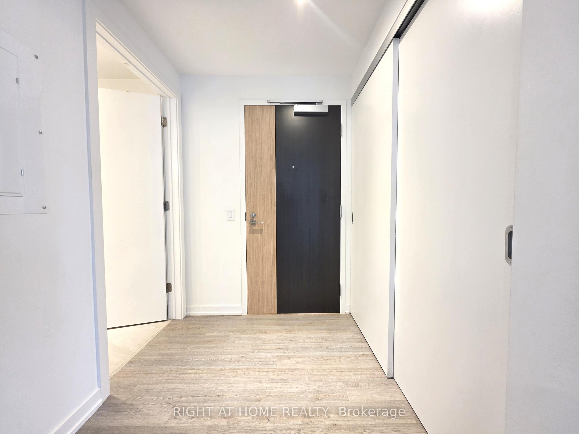 Photo 2 of Unit 917, 50 Power Street, Toronto, Moss Park — HOMEH
