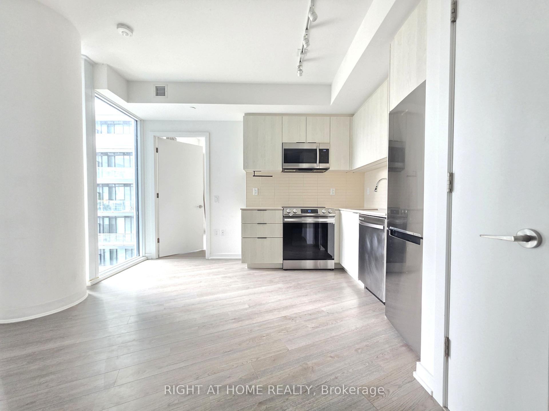 Photo 3 of Unit 917, 50 Power Street, Toronto, Moss Park — HOMEH
