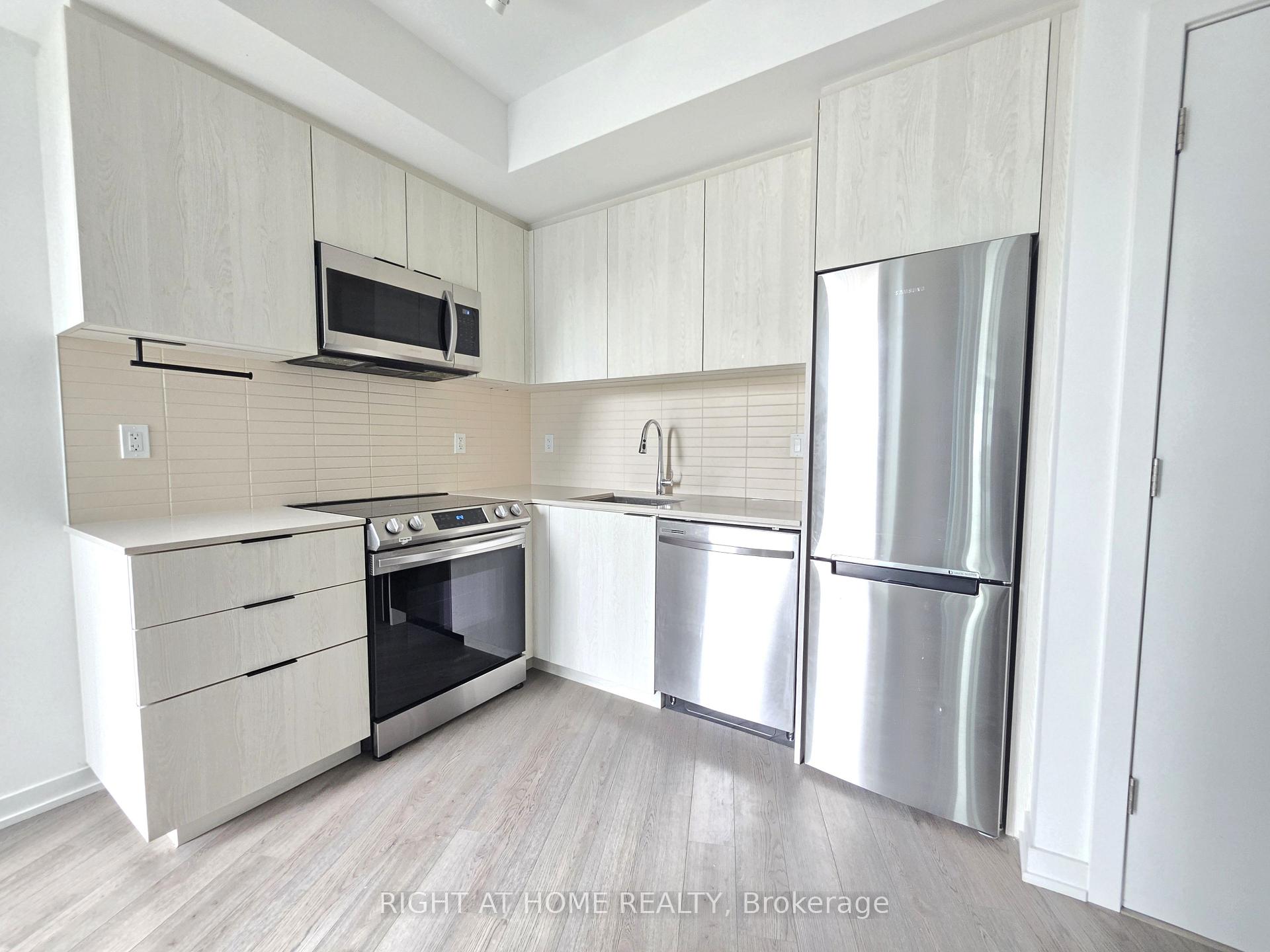 Photo 5 of Unit 917, 50 Power Street, Toronto, Moss Park — HOMEH