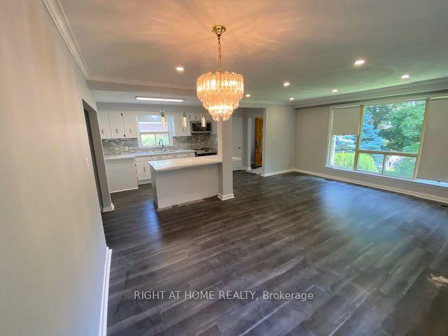 Photo 3 of 597 Parkside Drive, Oakville, West — HOMEH