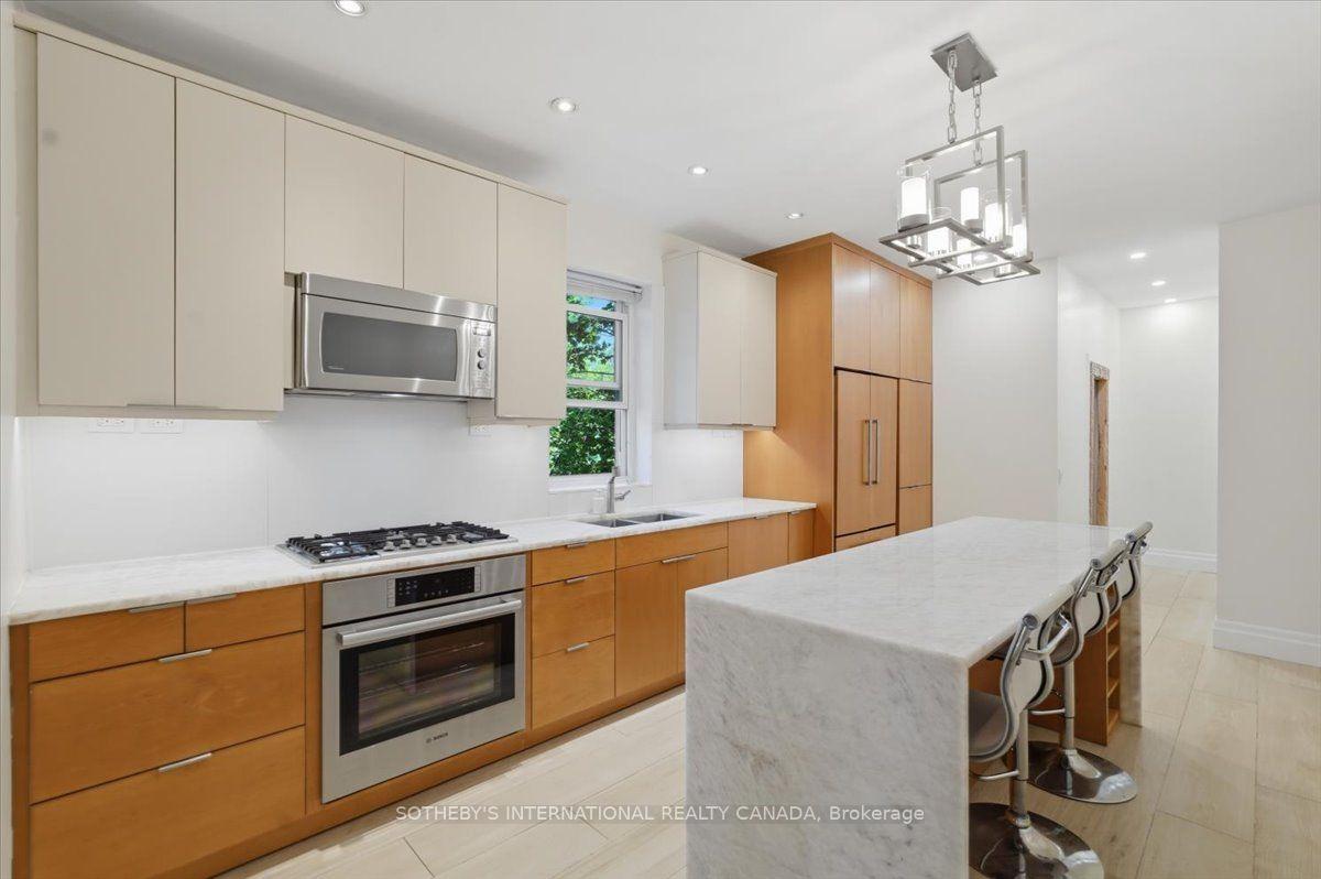 Photo 2 of Unit Upper Unit, 33 Rose Avenue, Toronto, Cabbagetown-South St. James Town — HOMEH