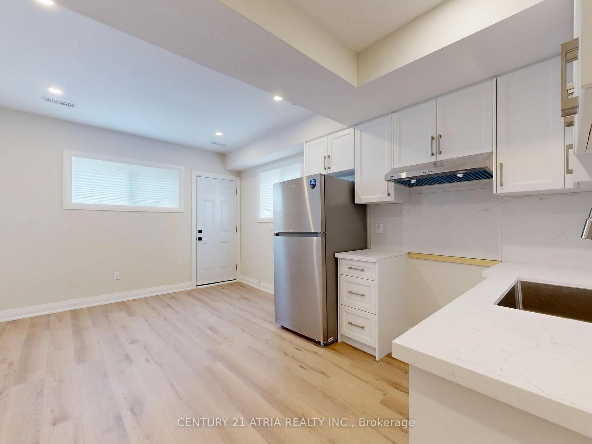 Photo 11 of Unit Lower, 92 Lappin Avenue, Toronto, Dovercourt-Wallace Emerson-Junction — HOMEH