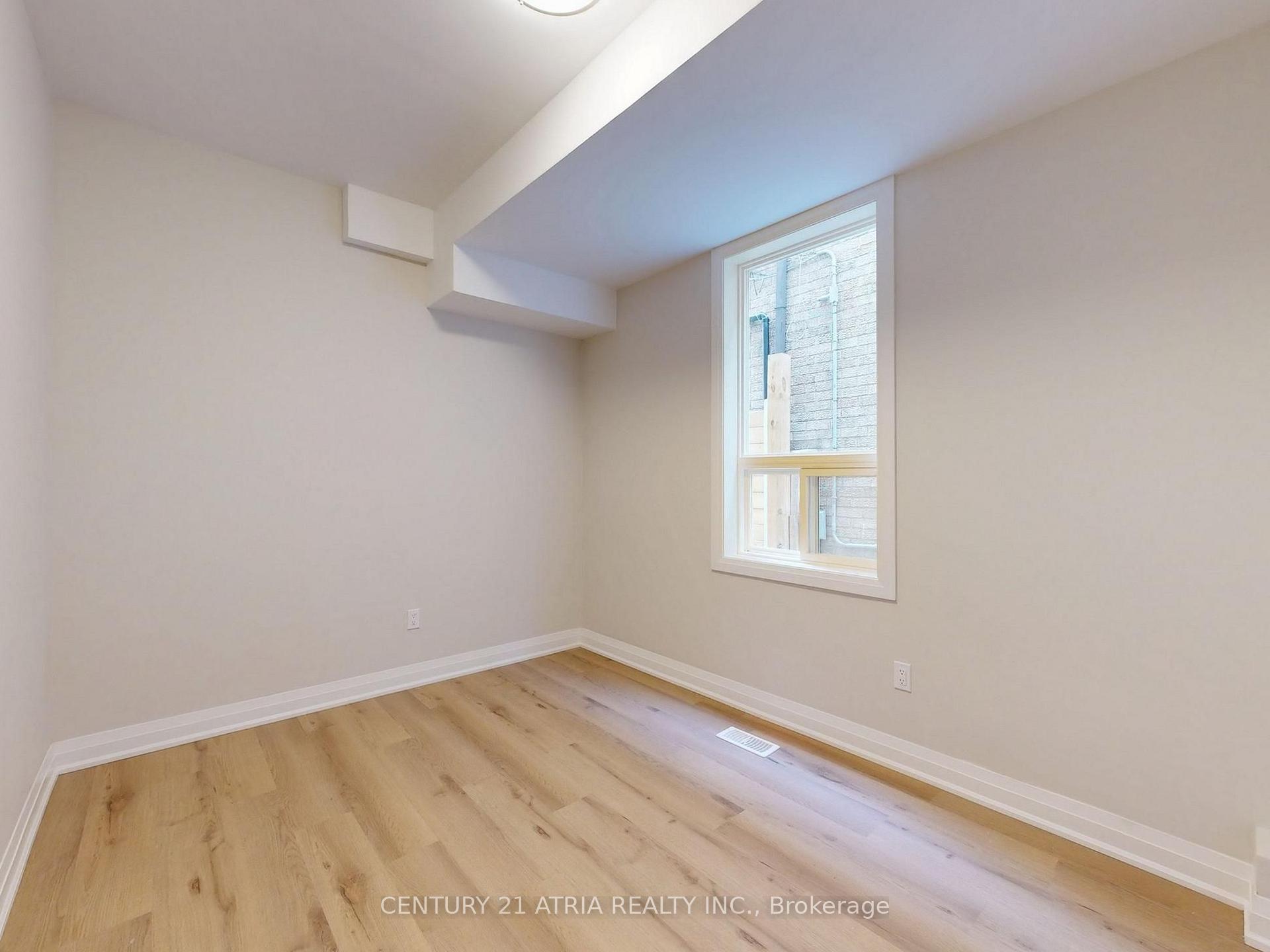 Photo 16 of Unit Lower, 92 Lappin Avenue, Toronto, Dovercourt-Wallace Emerson-Junction — HOMEH