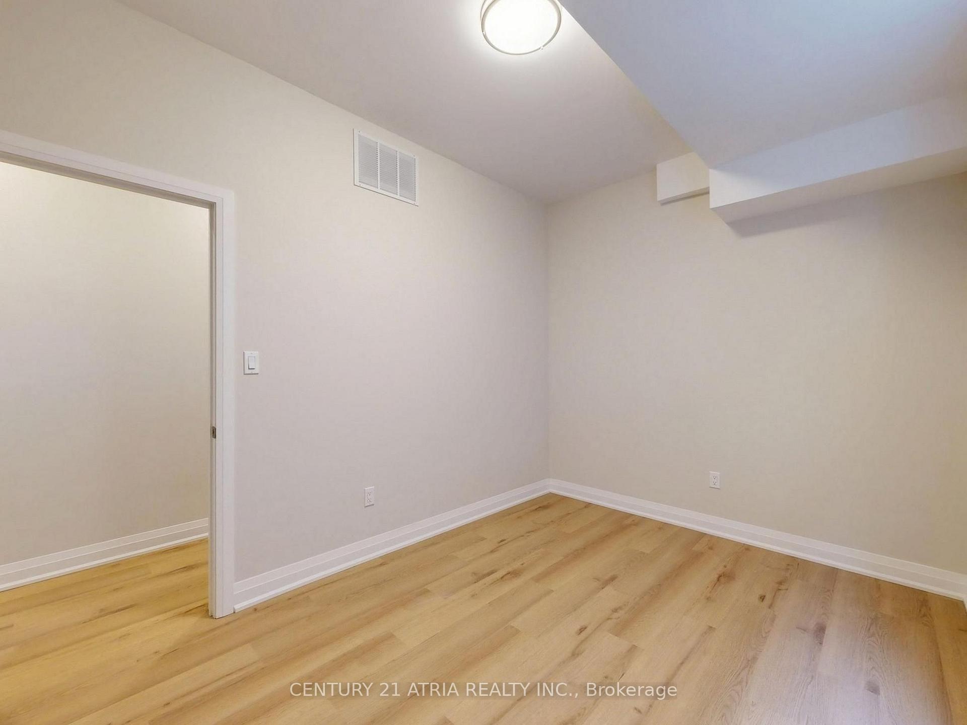 Photo 18 of Unit Lower, 92 Lappin Avenue, Toronto, Dovercourt-Wallace Emerson-Junction — HOMEH