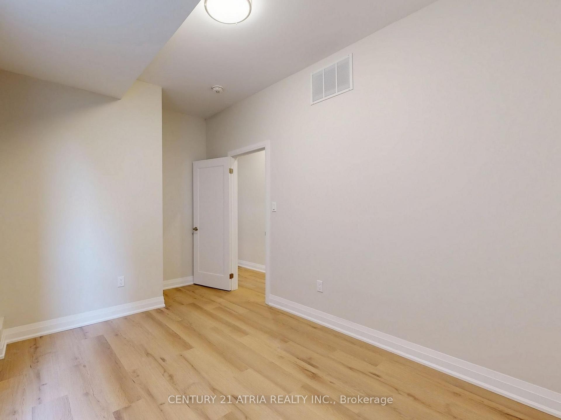 Photo 19 of Unit Lower, 92 Lappin Avenue, Toronto, Dovercourt-Wallace Emerson-Junction — HOMEH