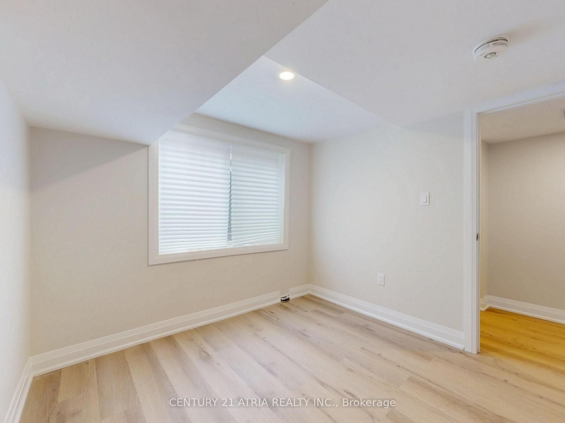 Photo 26 of Unit Lower, 92 Lappin Avenue, Toronto, Dovercourt-Wallace Emerson-Junction — HOMEH
