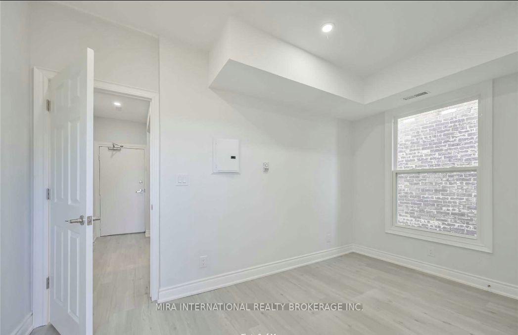 Photo 6 of Unit 201, 414 Dundas Street E, Toronto, Moss Park — HOMEH