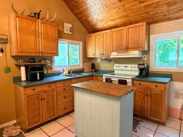 Photo 13 of 2895 Base Line Road, Hilton — HOMEH