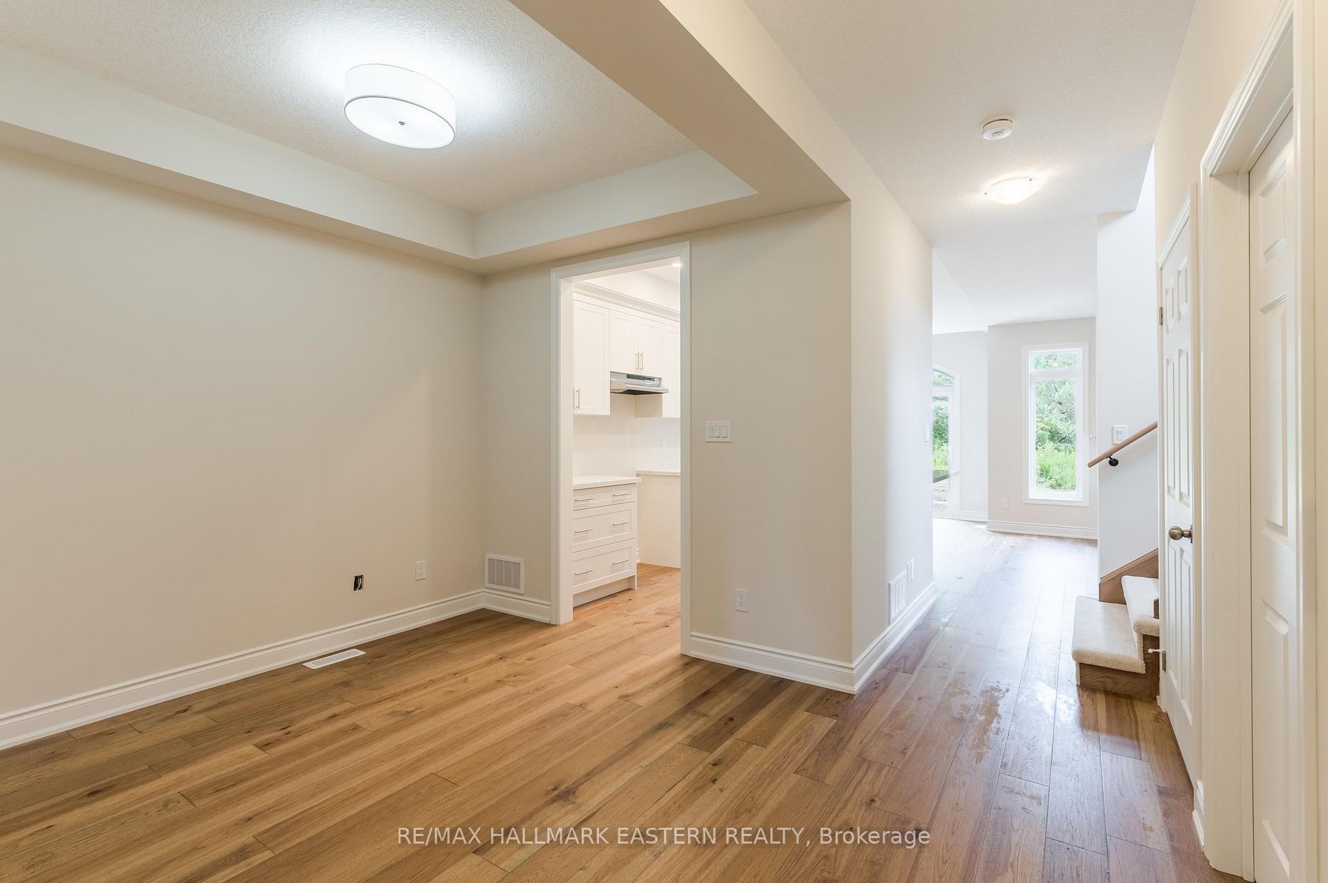 Photo 4 of 33 Coldbrook Drive, Cavan Monaghan, Millbrook Village — HOMEH