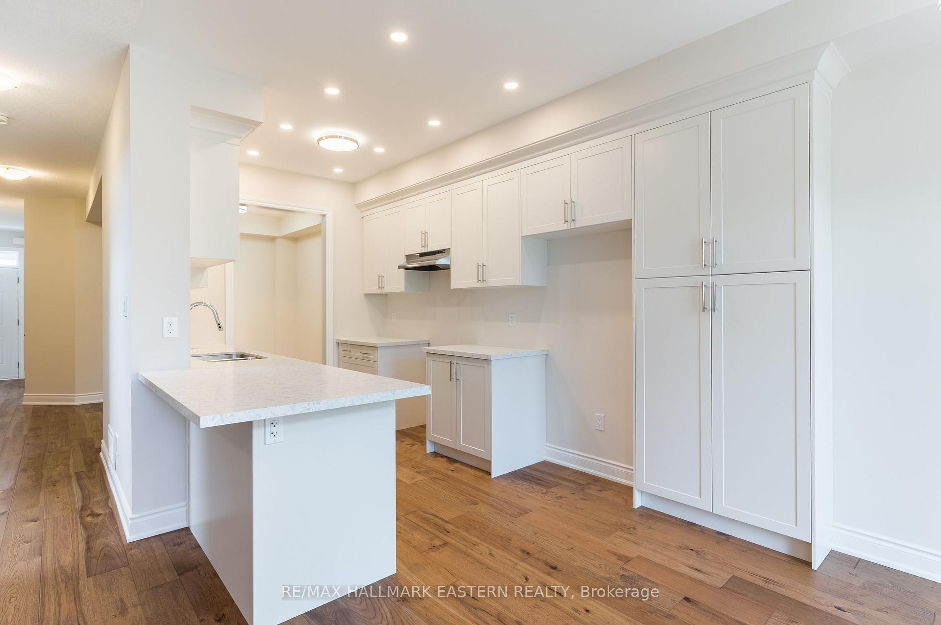 Photo 8 of 33 Coldbrook Drive, Cavan Monaghan, Millbrook Village — HOMEH