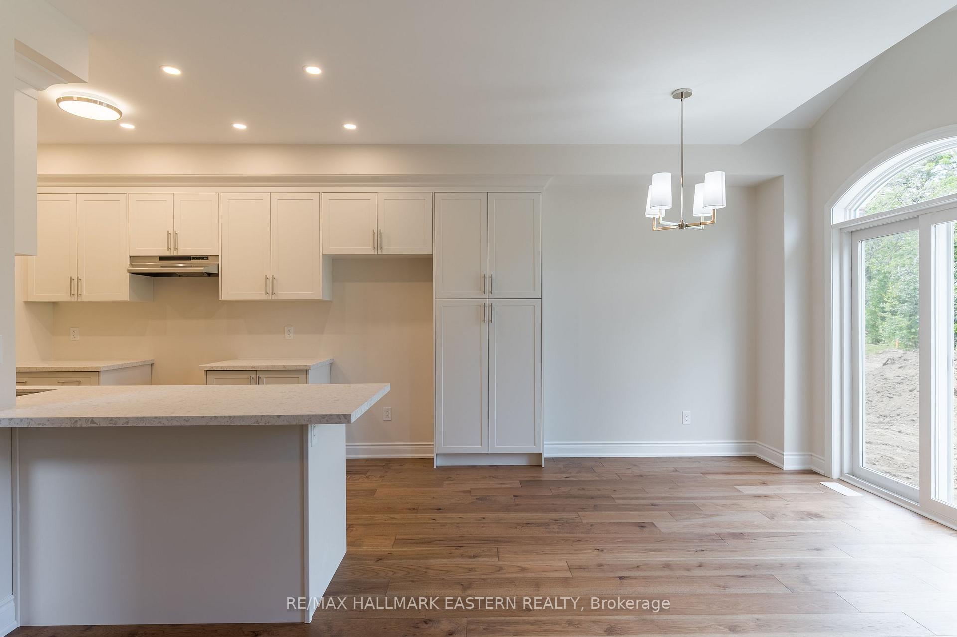 Photo 10 of 33 Coldbrook Drive, Cavan Monaghan, Millbrook Village — HOMEH