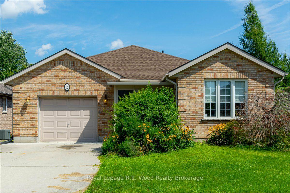 Photo 1 of 2 Oriole Crescent, Woodstock, Woodstock - North — HOMEH