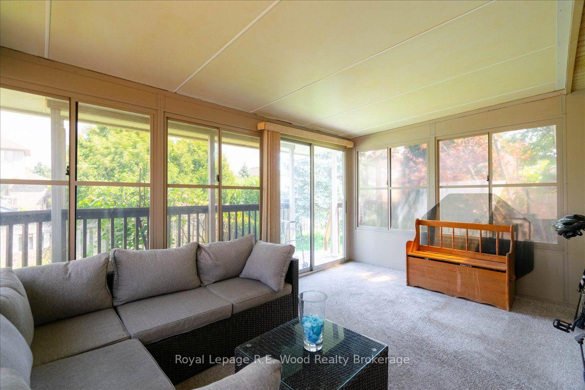 Photo 37 of 2 Oriole Crescent, Woodstock, Woodstock - North — HOMEH