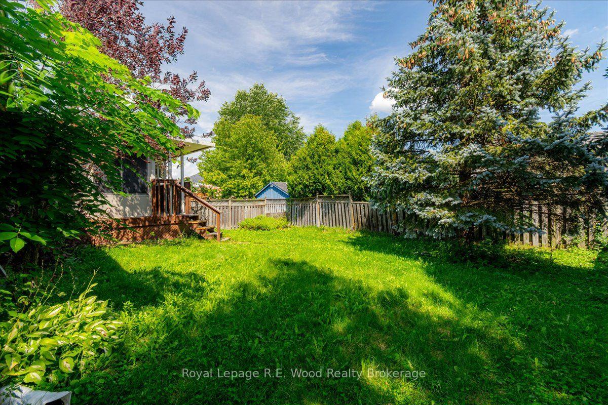 Photo 41 of 2 Oriole Crescent, Woodstock, Woodstock - North — HOMEH
