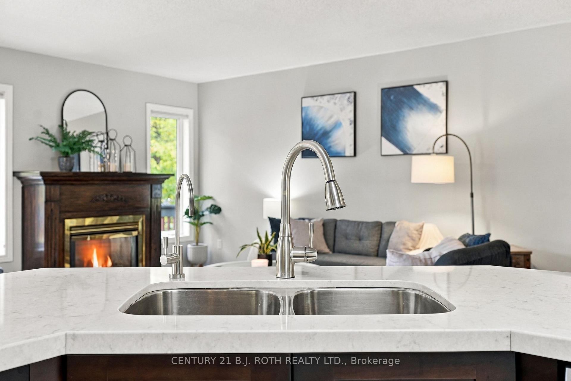 Photo 18 of 14 Bloxham Place, Barrie, Bayshore — HOMEH