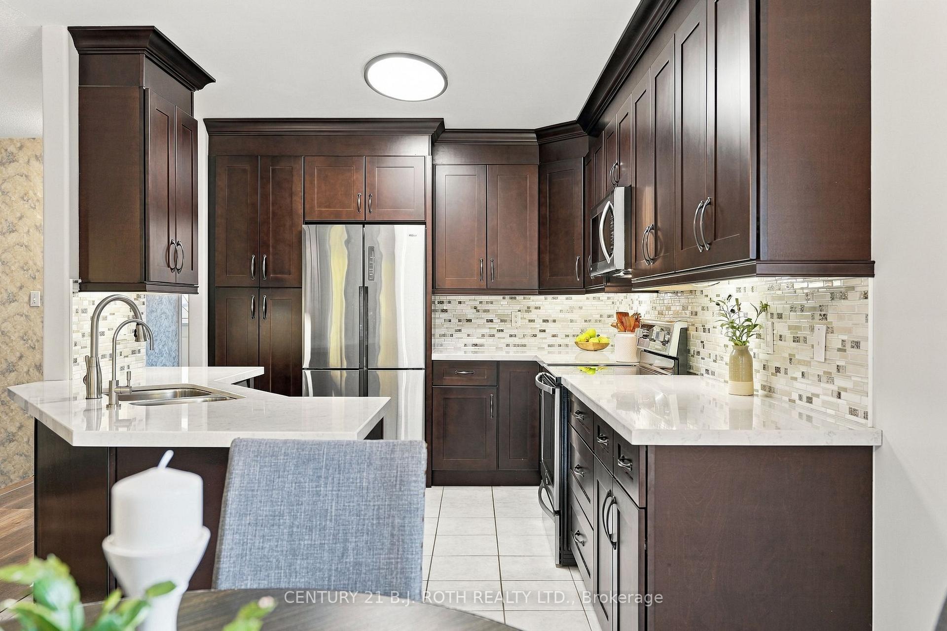 Photo 20 of 14 Bloxham Place, Barrie, Bayshore — HOMEH