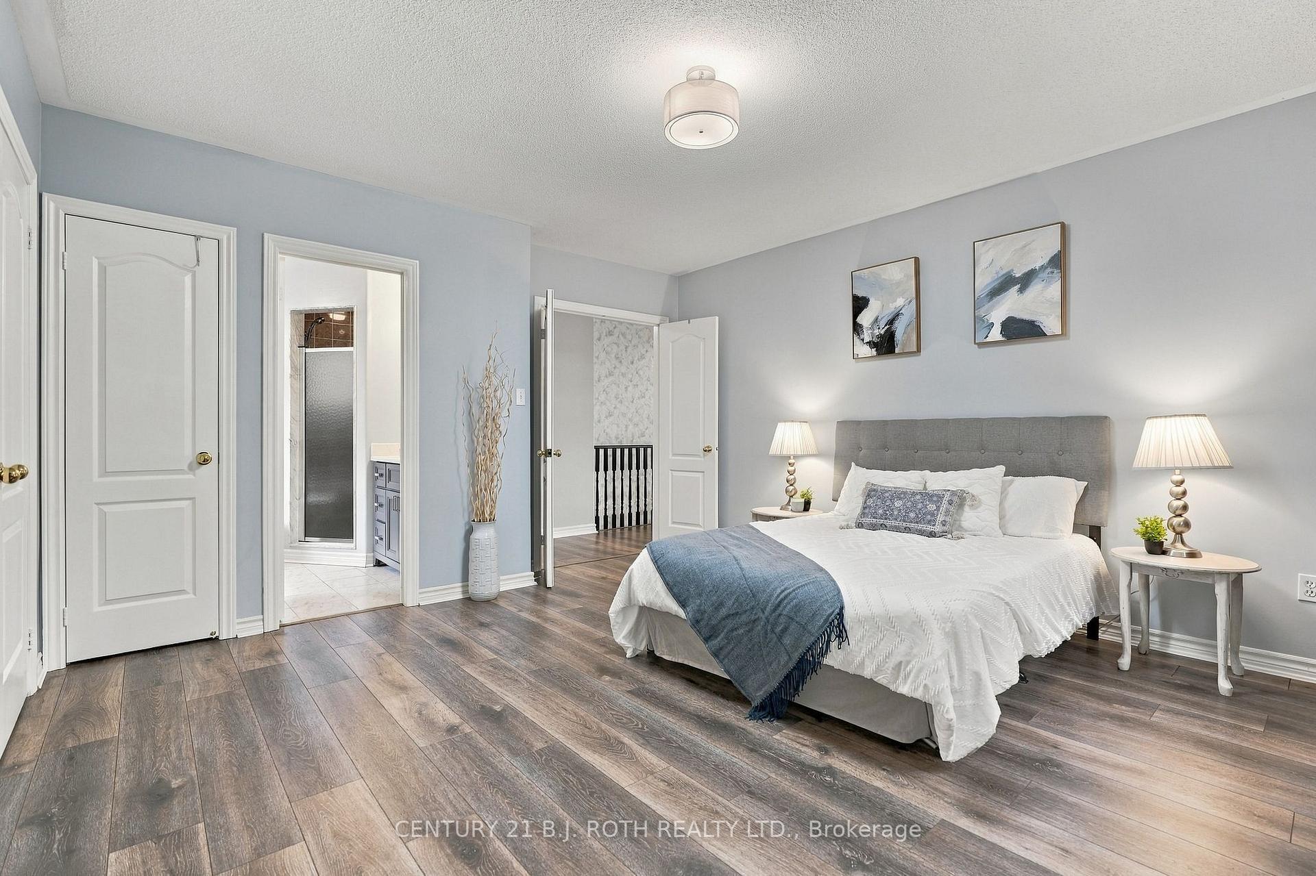 Photo 24 of 14 Bloxham Place, Barrie, Bayshore — HOMEH