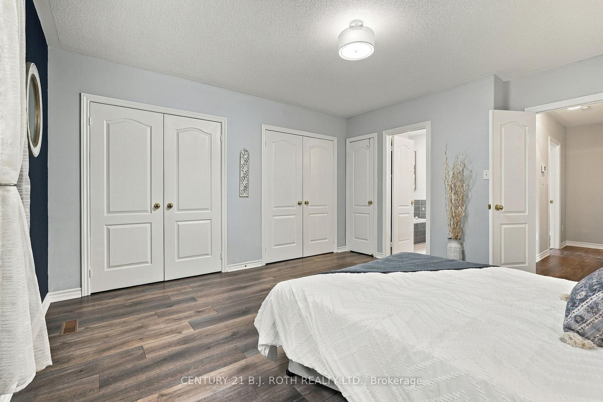 Photo 25 of 14 Bloxham Place, Barrie, Bayshore — HOMEH
