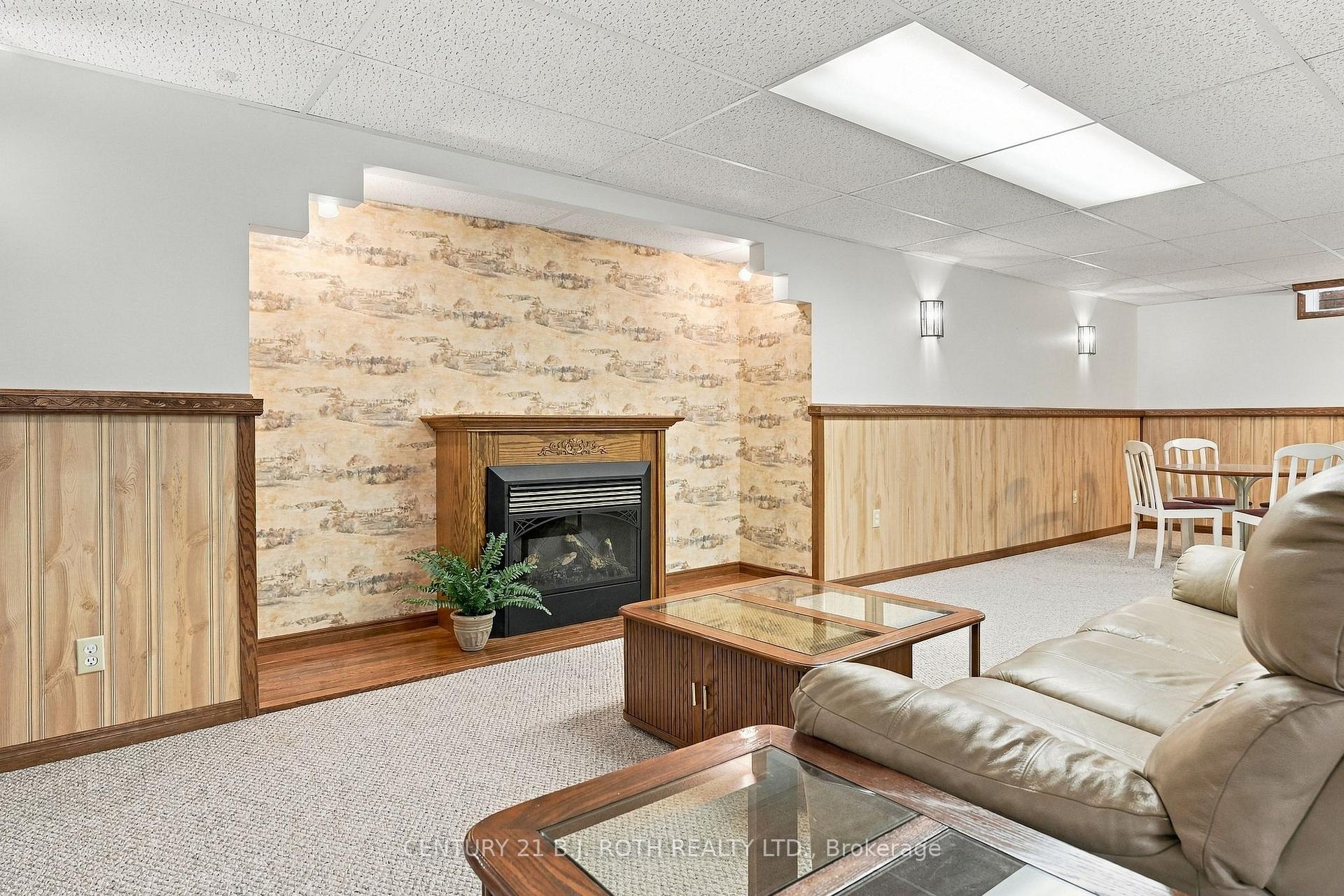 Photo 38 of 14 Bloxham Place, Barrie, Bayshore — HOMEH