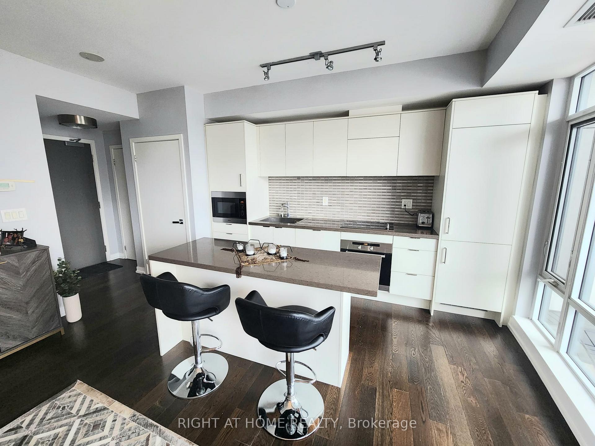 Photo 9 of Unit 1906, 21 Widmer Street, Toronto, Waterfront Communities — HOMEH