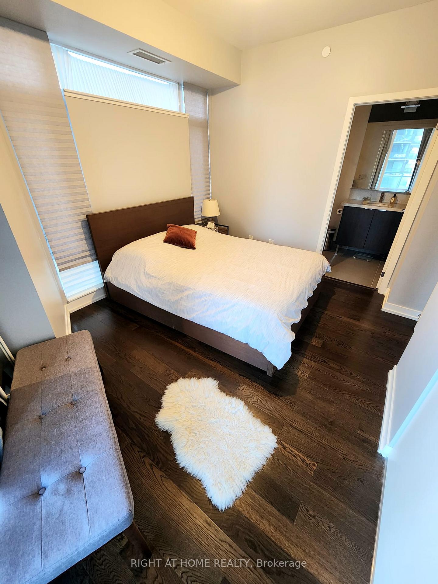 Photo 12 of Unit 1906, 21 Widmer Street, Toronto, Waterfront Communities — HOMEH