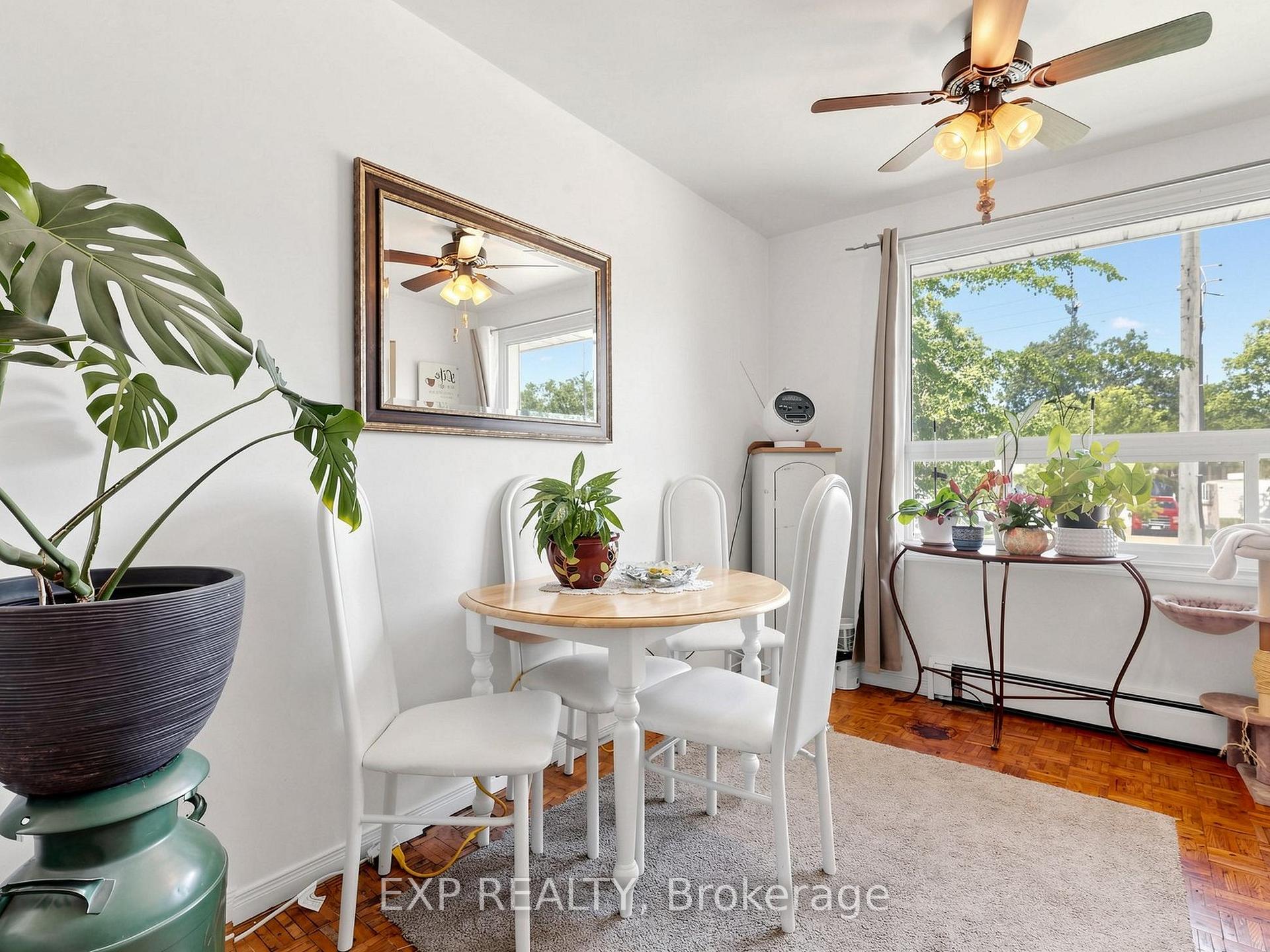 Photo 9 of 89 Donald Street, Barrie, Queen's Park — HOMEH