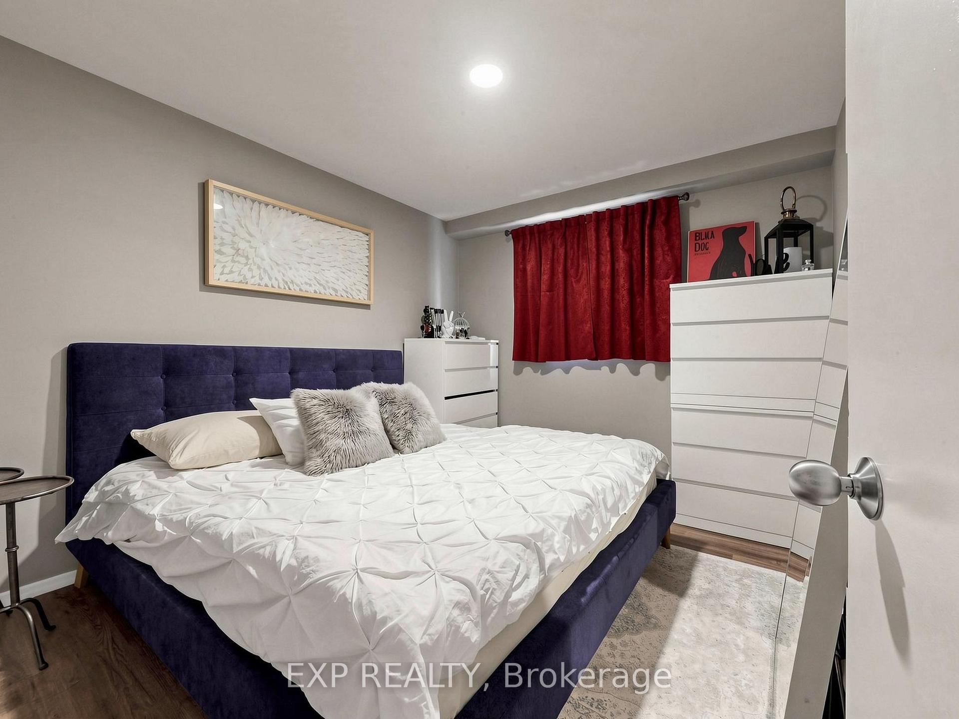 Photo 40 of 89 Donald Street, Barrie, Queen's Park — HOMEH