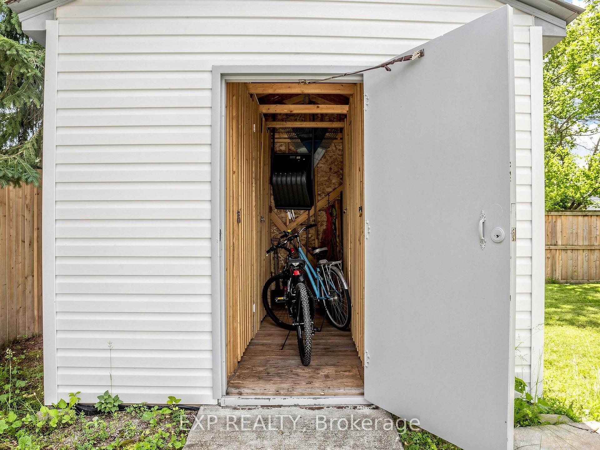 Photo 45 of 89 Donald Street, Barrie, Queen's Park — HOMEH