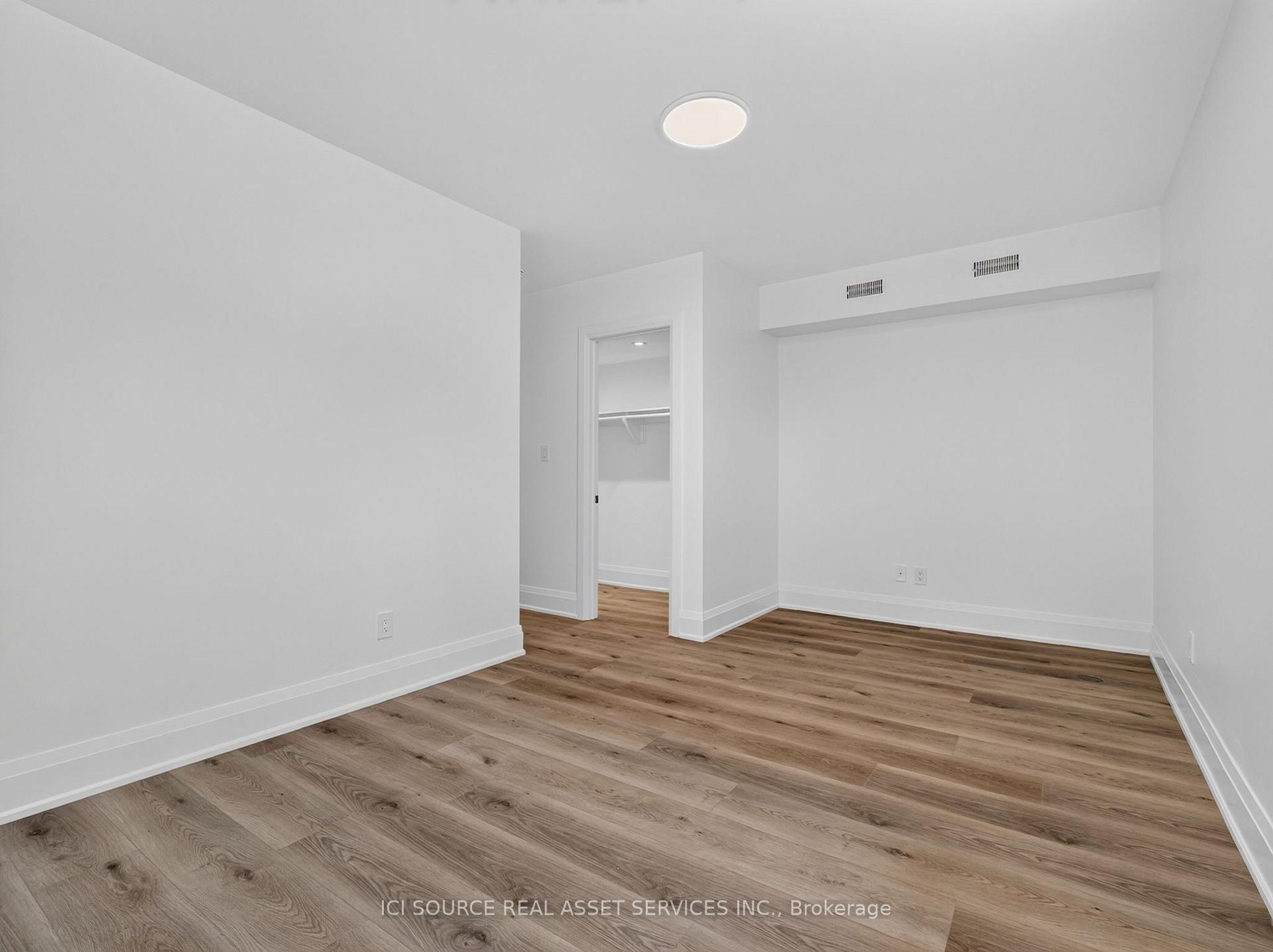 Photo 17 of Unit Unit 6, 28 Norcross Road, North York, Clanton Park — HOMEH
