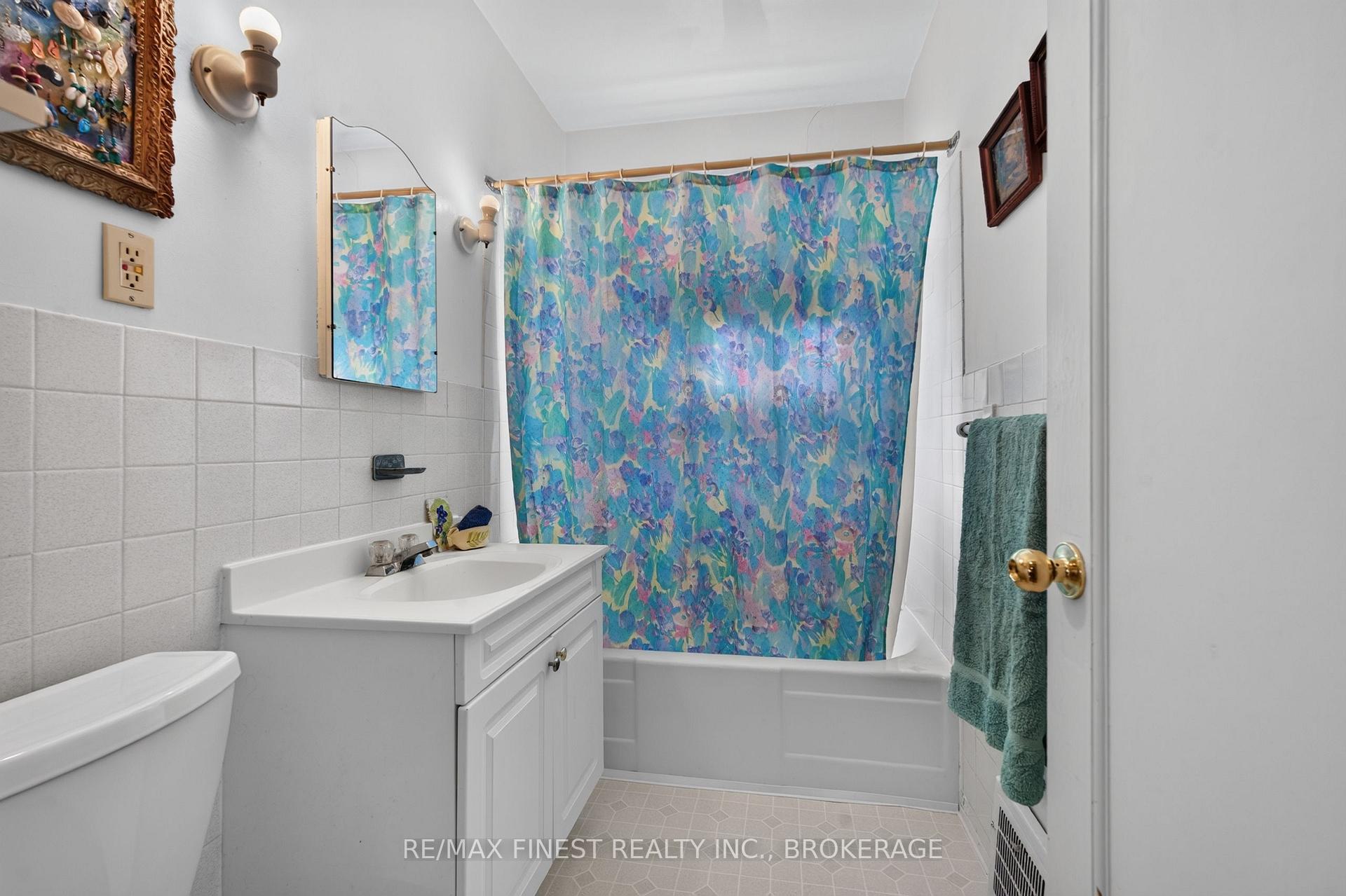 Photo 17 of 218 Helen Street, Kingston, Central City East — HOMEH