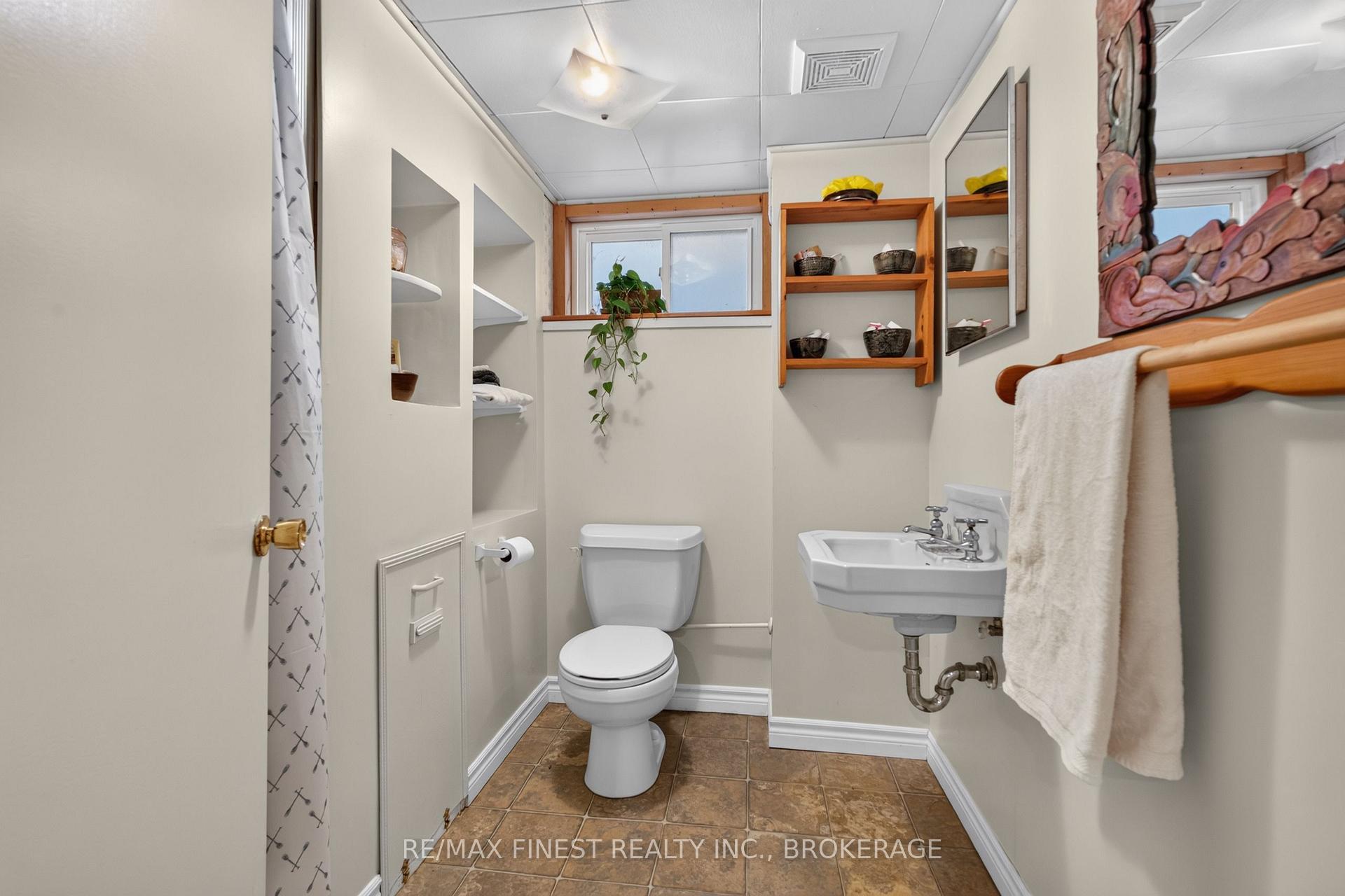 Photo 28 of 218 Helen Street, Kingston, Central City East — HOMEH