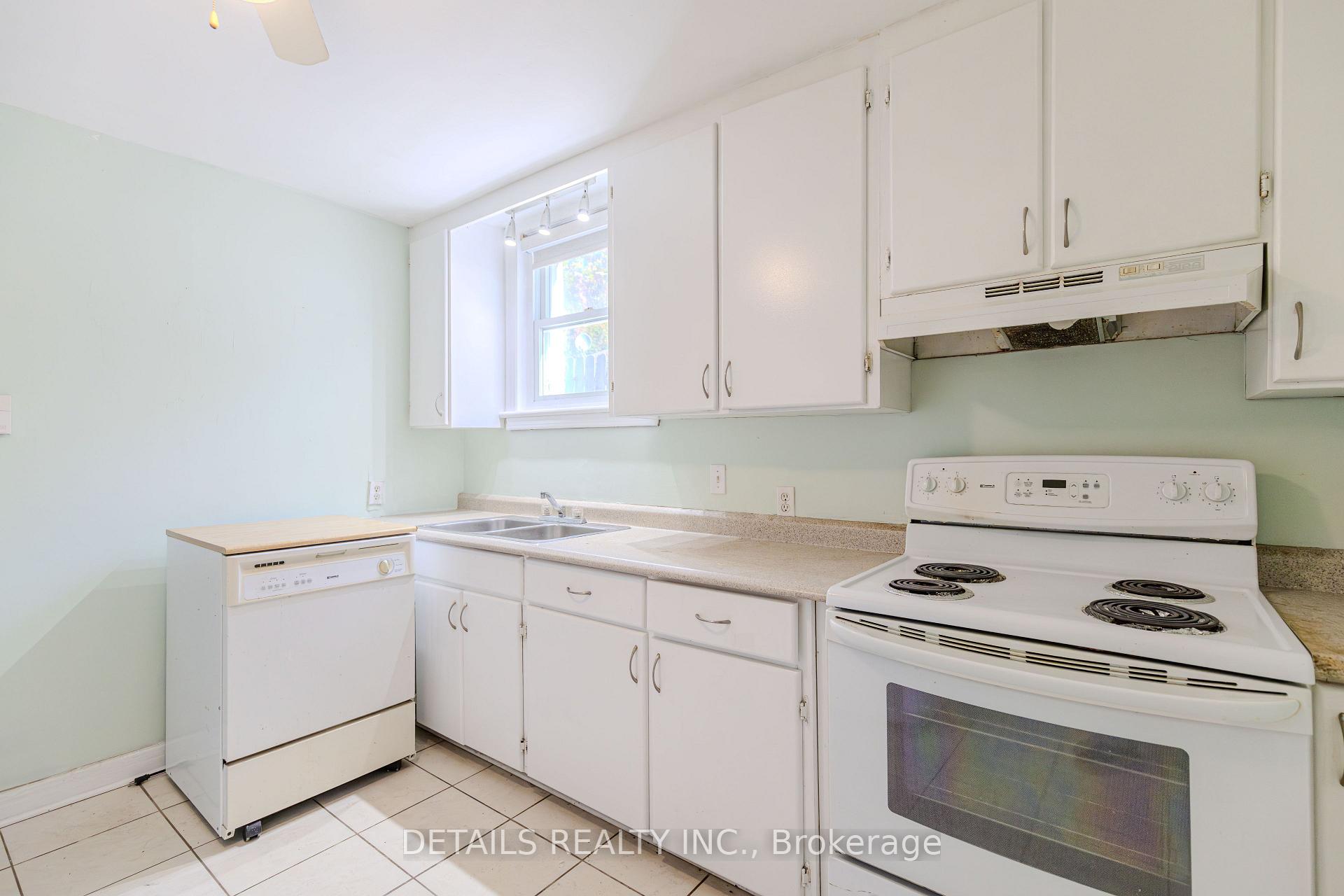 Photo 26 of 285 Columbus Avenue, Ottawa, Overbrook/Castle Heights — HOMEH