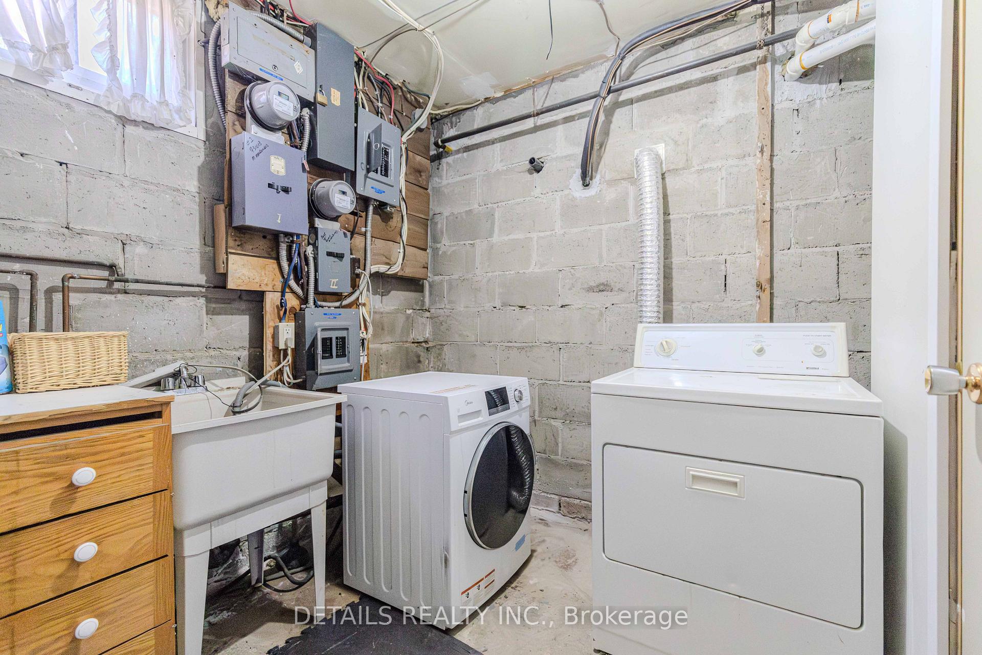Photo 36 of 285 Columbus Avenue, Ottawa, Overbrook/Castle Heights — HOMEH
